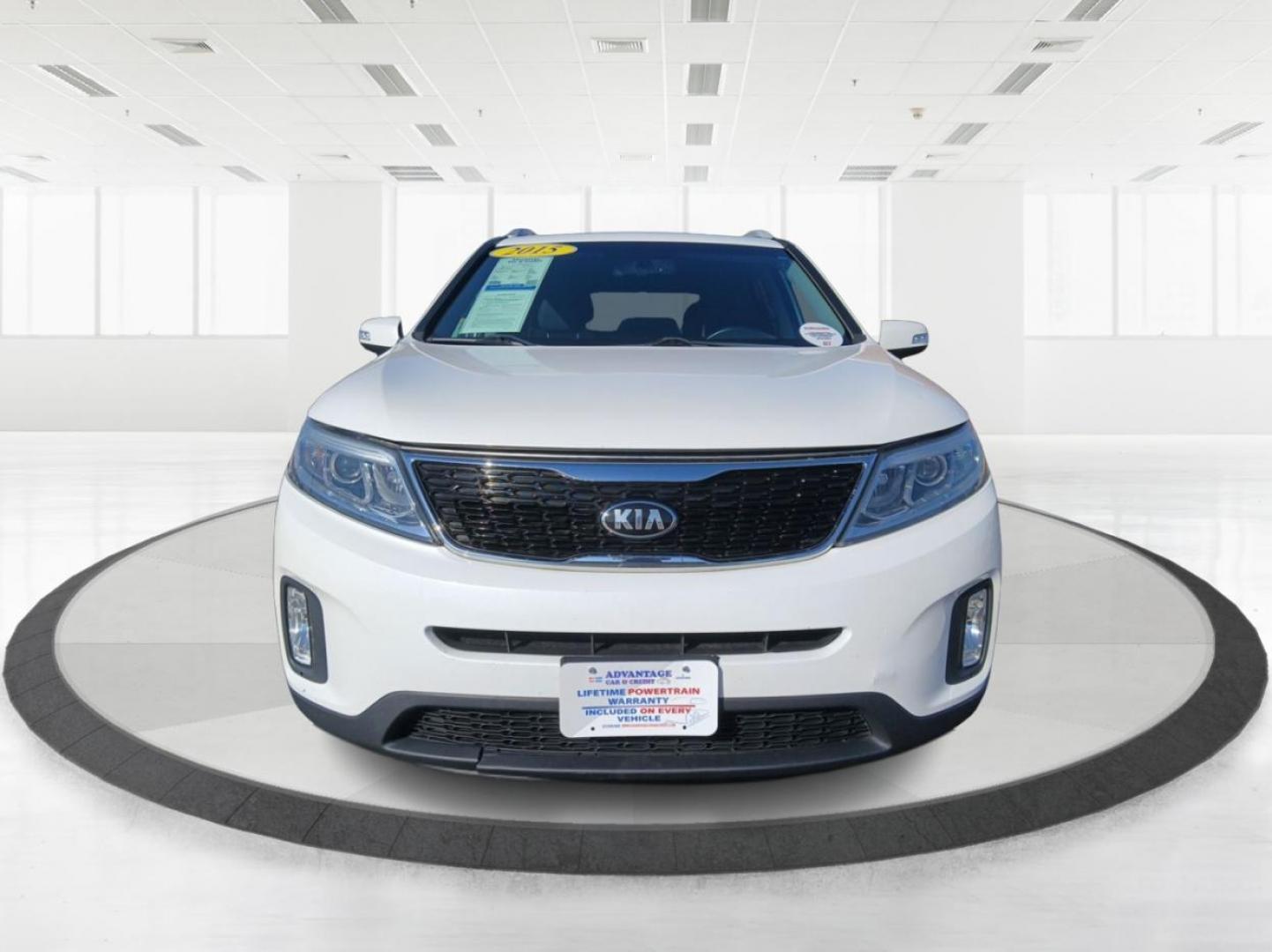 2015 Kia Sorento LX AWD (5XYKTDA64FG) with an 2.4L L4 DOHC 16V engine, 6-Speed Automatic transmission, located at 1099 N County Rd 25A , Troy, OH, 45373, (937) 908-9800, 40.057079, -84.212883 - Third Row - Photo#6