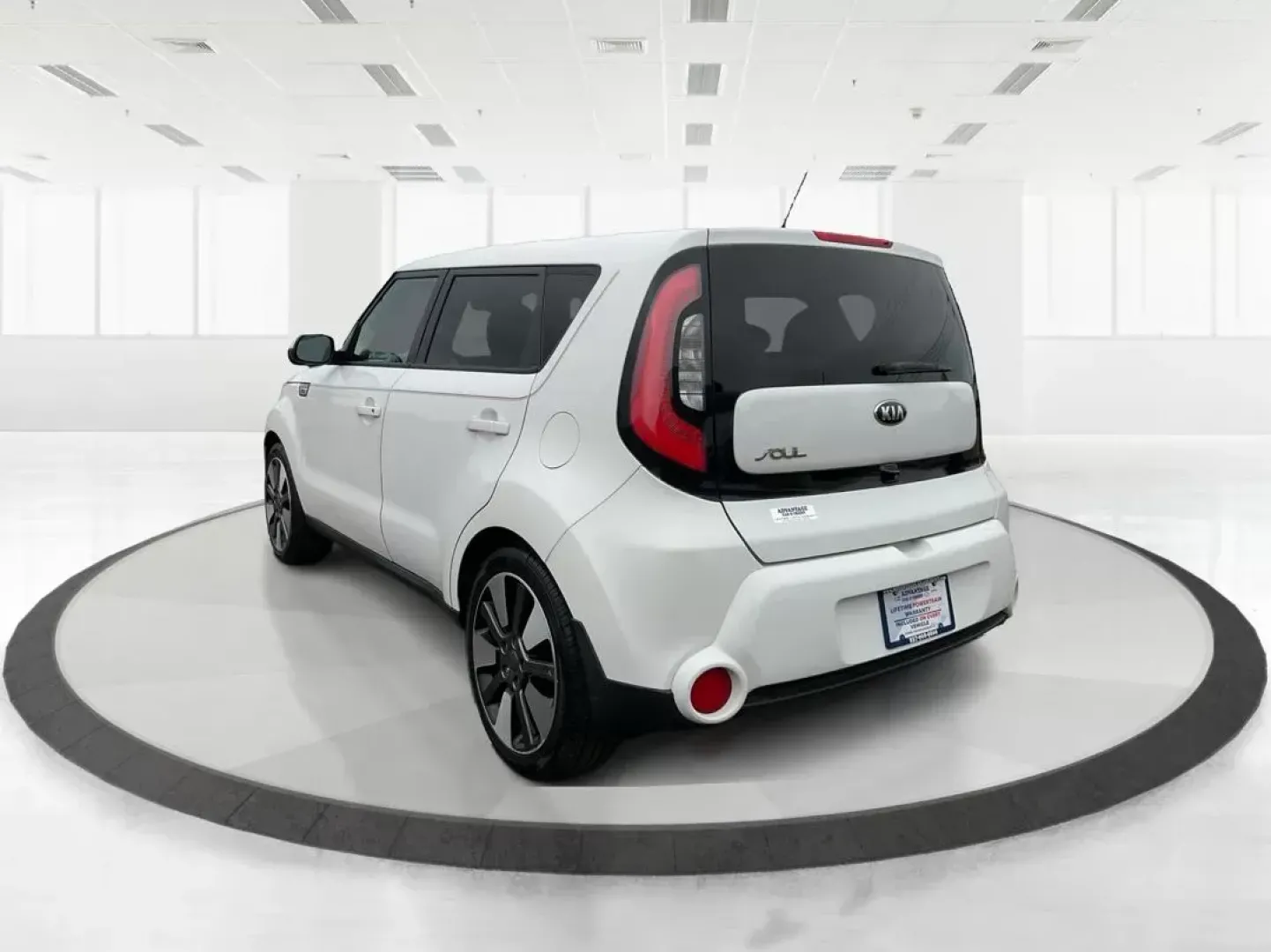2015 Kia Soul ! (KNDJX3A56F7) with an Other engine, located at 8750 N County Rd 25A, Piqua, OH, 45356, (937) 908-9800, 40.164391, -84.232513 - 2015 Kia Soul ! - Photo#5