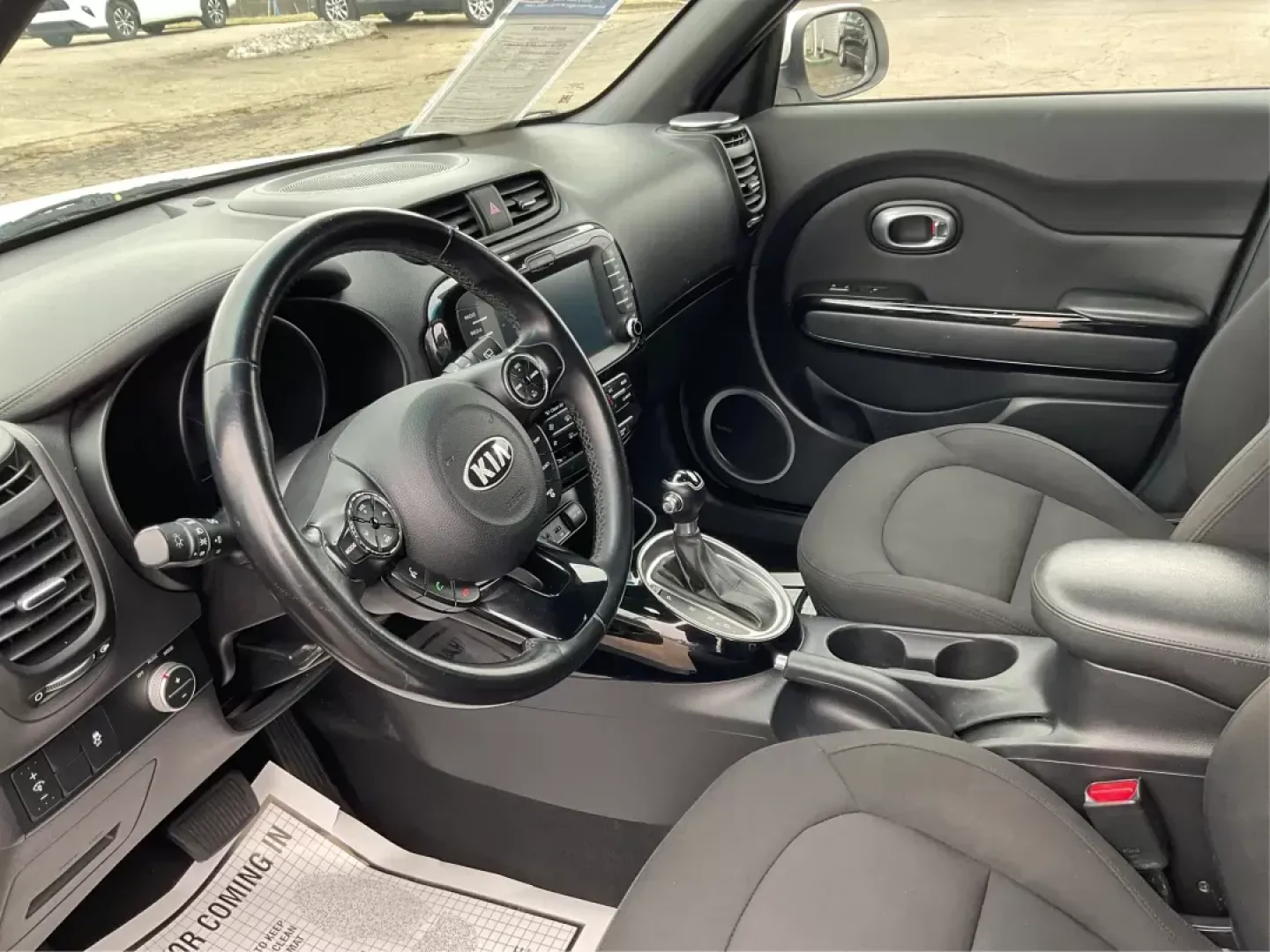 2015 Kia Soul ! (KNDJX3A56F7) with an Other engine, located at 8750 N County Rd 25A, Piqua, OH, 45356, (937) 908-9800, 40.164391, -84.232513 - 2015 Kia Soul ! - Photo#9