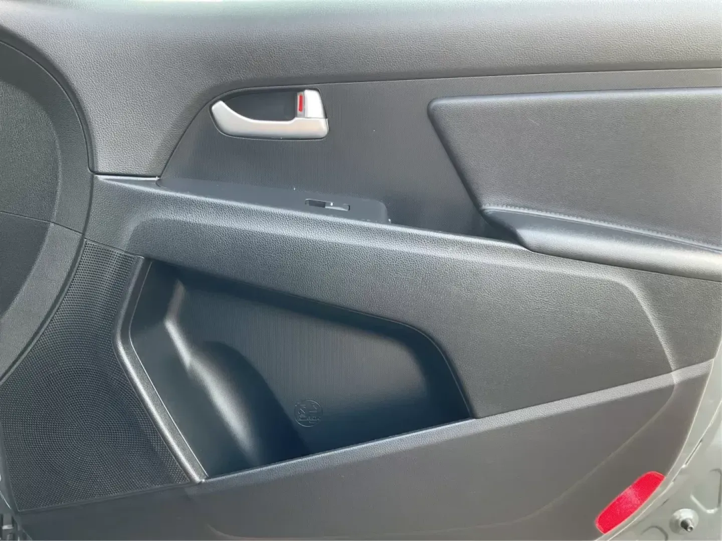 2015 Kia Sportage LX (KNDPB3AC8F7) with an Other engine, located at 8750 N County Rd 25A, Piqua, OH, 45356, (937) 908-9800, 40.164391, -84.232513 - 2015 Kia Sportage LX - Photo#10