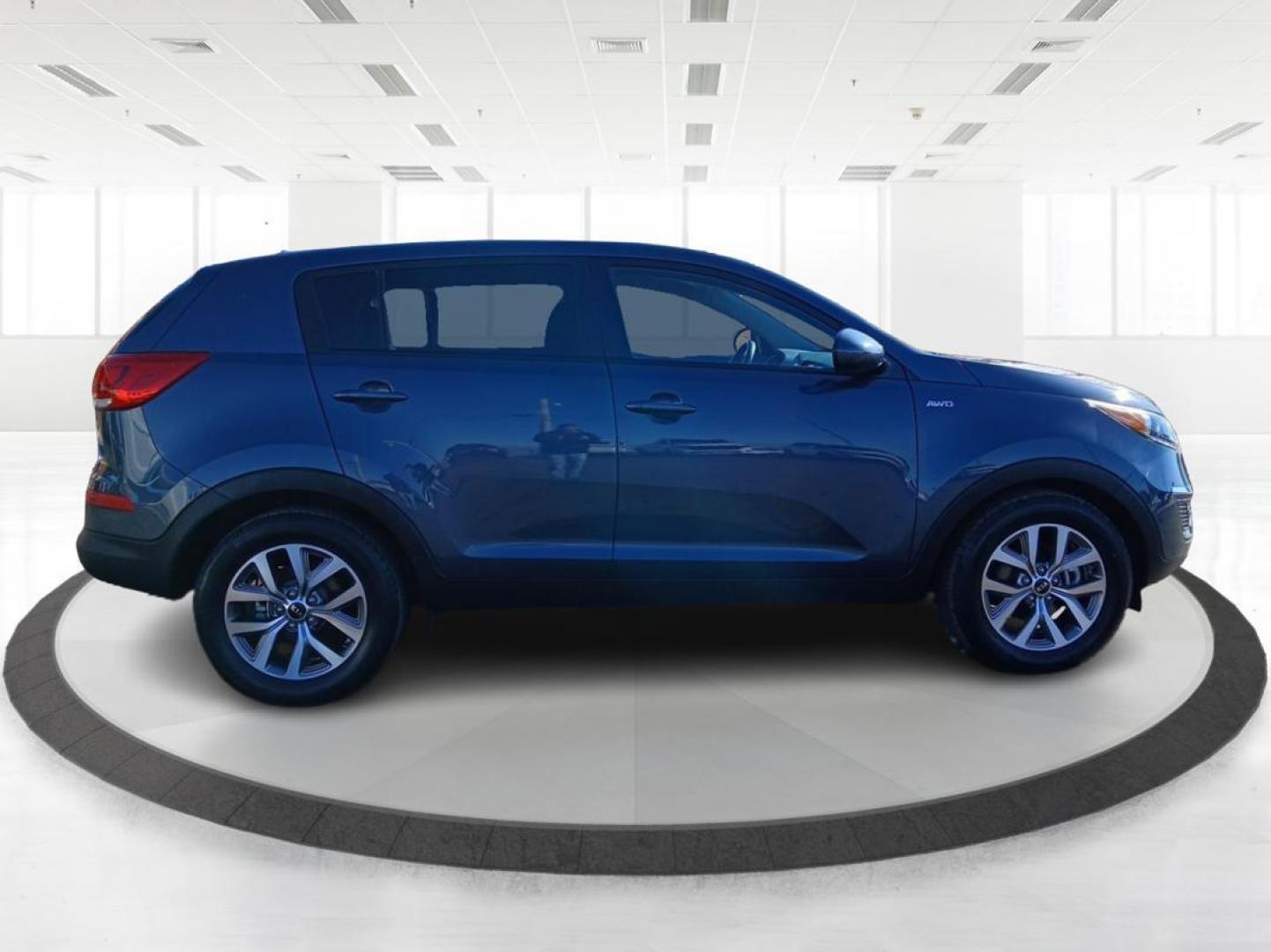 2015 Kia Sportage LX AWD (KNDPBCAC0F7) with an 2.4L V6 DOHC 24V engine, 6-Speed Automatic transmission, located at 401 Woodman Dr, Riverside, OH, 45431, (937) 908-9800, 39.760899, -84.123421 - 2015 Kia Sportage LX AWD - Photo#1