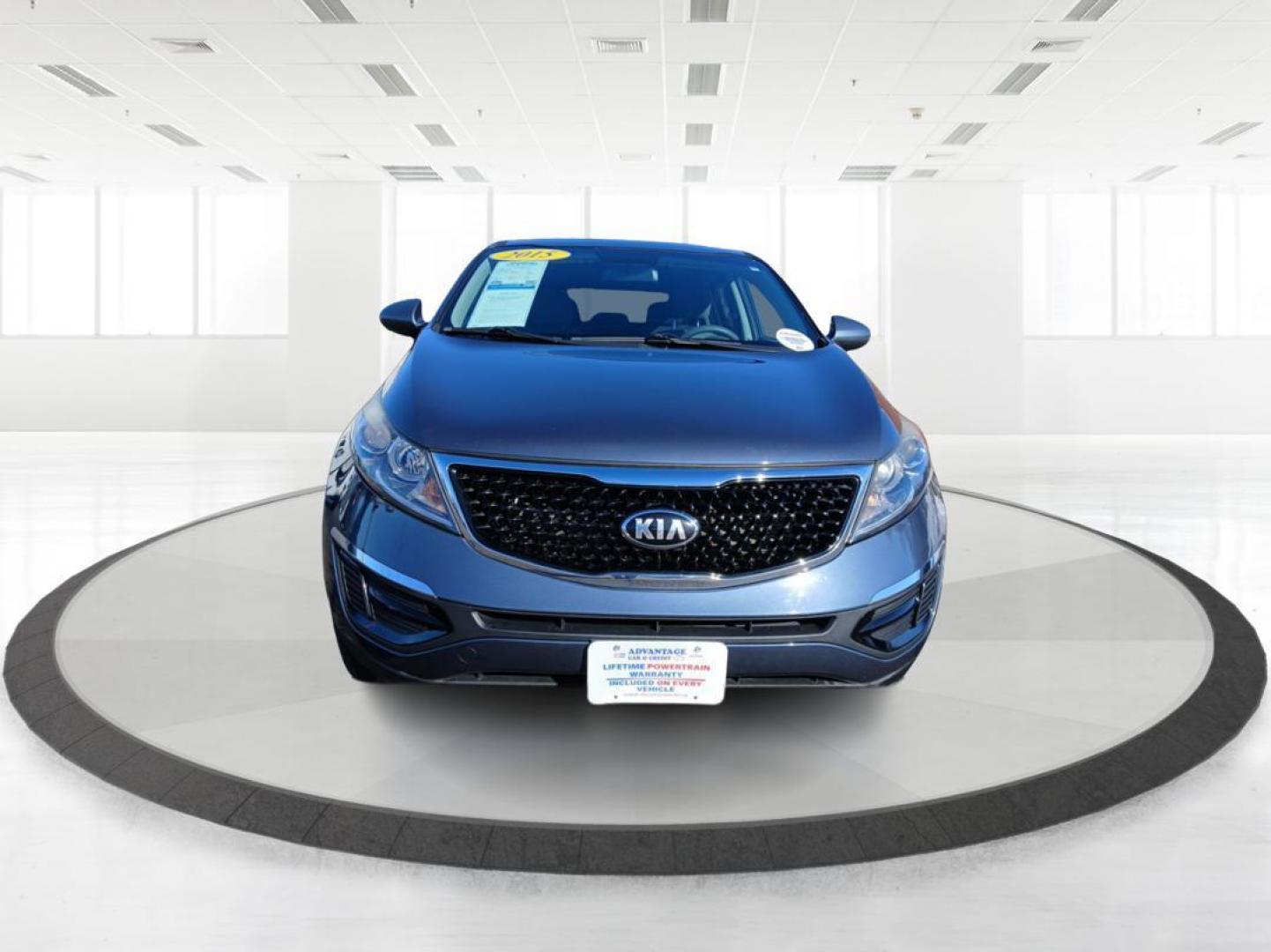 2015 Kia Sportage LX AWD (KNDPBCAC0F7) with an 2.4L V6 DOHC 24V engine, 6-Speed Automatic transmission, located at 401 Woodman Dr, Riverside, OH, 45431, (937) 908-9800, 39.760899, -84.123421 - 2015 Kia Sportage LX AWD - Photo#6