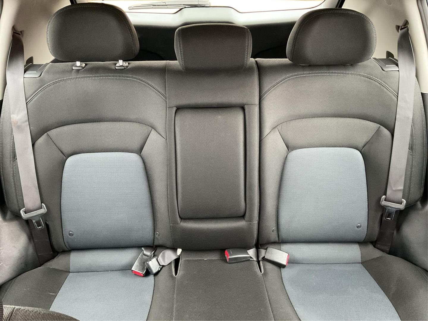 2015 Kia Sportage LX FWD (KNDPB3AC3F7) with an 2.4L V6 DOHC 24V engine, 6-Speed Automatic transmission, located at 1099 N County Rd 25A , Troy, OH, 45373, (937) 908-9800, 40.057079, -84.212883 - 2015 Kia Sportage LX FWD - Photo#13