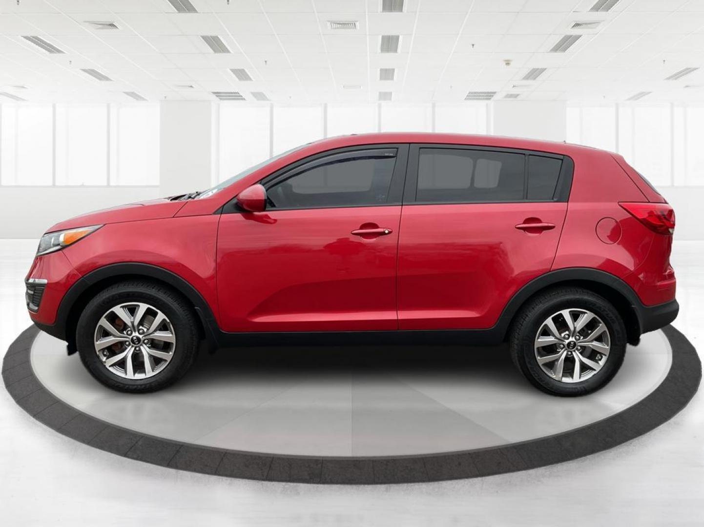 2015 Kia Sportage LX FWD (KNDPB3AC3F7) with an 2.4L V6 DOHC 24V engine, 6-Speed Automatic transmission, located at 1099 N County Rd 25A , Troy, OH, 45373, (937) 908-9800, 40.057079, -84.212883 - 2015 Kia Sportage LX FWD - Photo#5