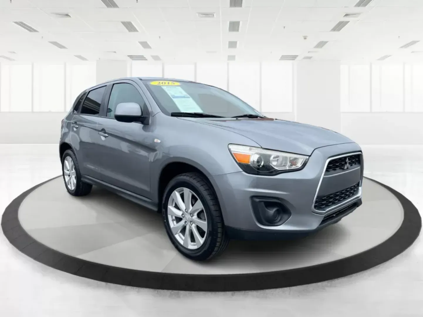 2015 Mitsubishi Outlander Sport ES (4A4AP3AUXFE) with an 2L I-4 DOHC engine, located at 4508 South Dixie Dr, Moraine, OH, 45439, (937) 908-9800, 39.689976, -84.218452 - **Adventure Awaits with the 2015 Mitsubishi Outlander Sport - Perfect for Your Active Lifestyle!**<br /> <br /> Are you ready to elevate your weekend getaways or daily commutes? Look no further than this stunning 2015 Mitsubishi Outlander Sport ES, available now at Advantage Car and Credit in Fairbo - Photo#0