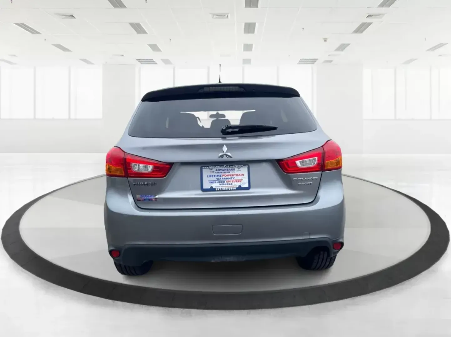 2015 Mitsubishi Outlander Sport ES (4A4AP3AUXFE) with an 2L I-4 DOHC engine, located at 4508 South Dixie Dr, Moraine, OH, 45439, (937) 908-9800, 39.689976, -84.218452 - **Adventure Awaits with the 2015 Mitsubishi Outlander Sport - Perfect for Your Active Lifestyle!**<br /> <br /> Are you ready to elevate your weekend getaways or daily commutes? Look no further than this stunning 2015 Mitsubishi Outlander Sport ES, available now at Advantage Car and Credit in Fairbo - Photo#3