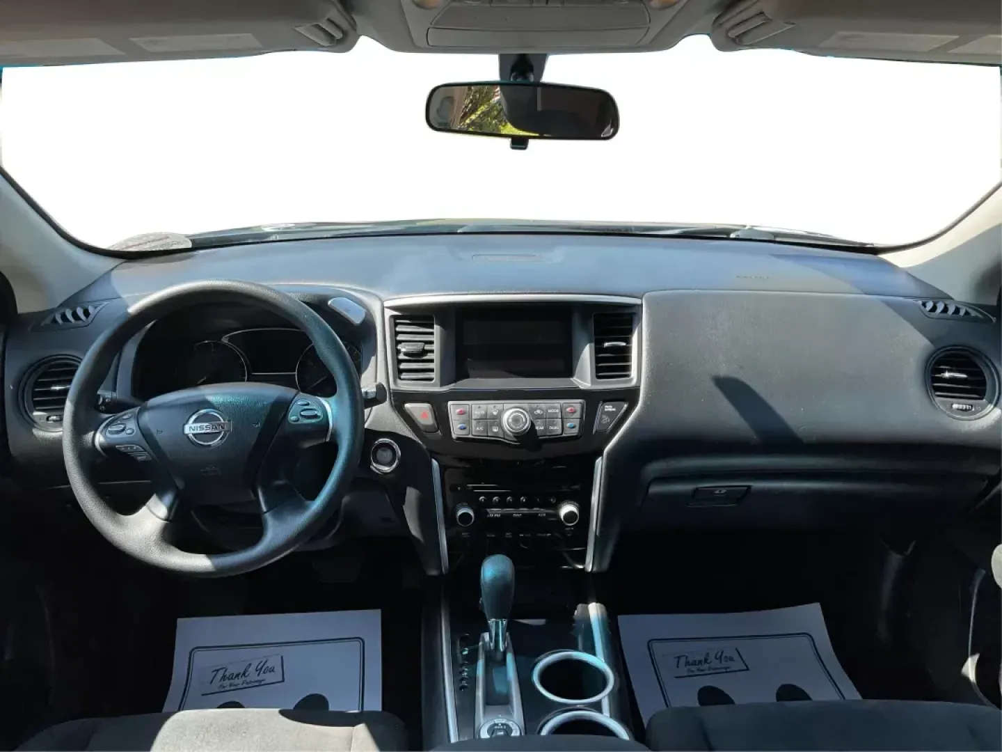 2015 Nissan Pathfinder S (5N1AR2MMXFC) with an 3.5L V-6 DOHC engine, located at 1184 Kauffman Ave, Fairborn, OH, 45324, (937) 908-9800, 39.807072, -84.030914 - Explore new horizons with the 2015 Nissan Pathfinder, a perfect companion for those weekend getaways or daily commutes. Whether you're transporting the kids to soccer practice or planning a family road trip, this spacious and versatile SUV is designed with your active lifestyle in mind. At Advantage - Photo#18