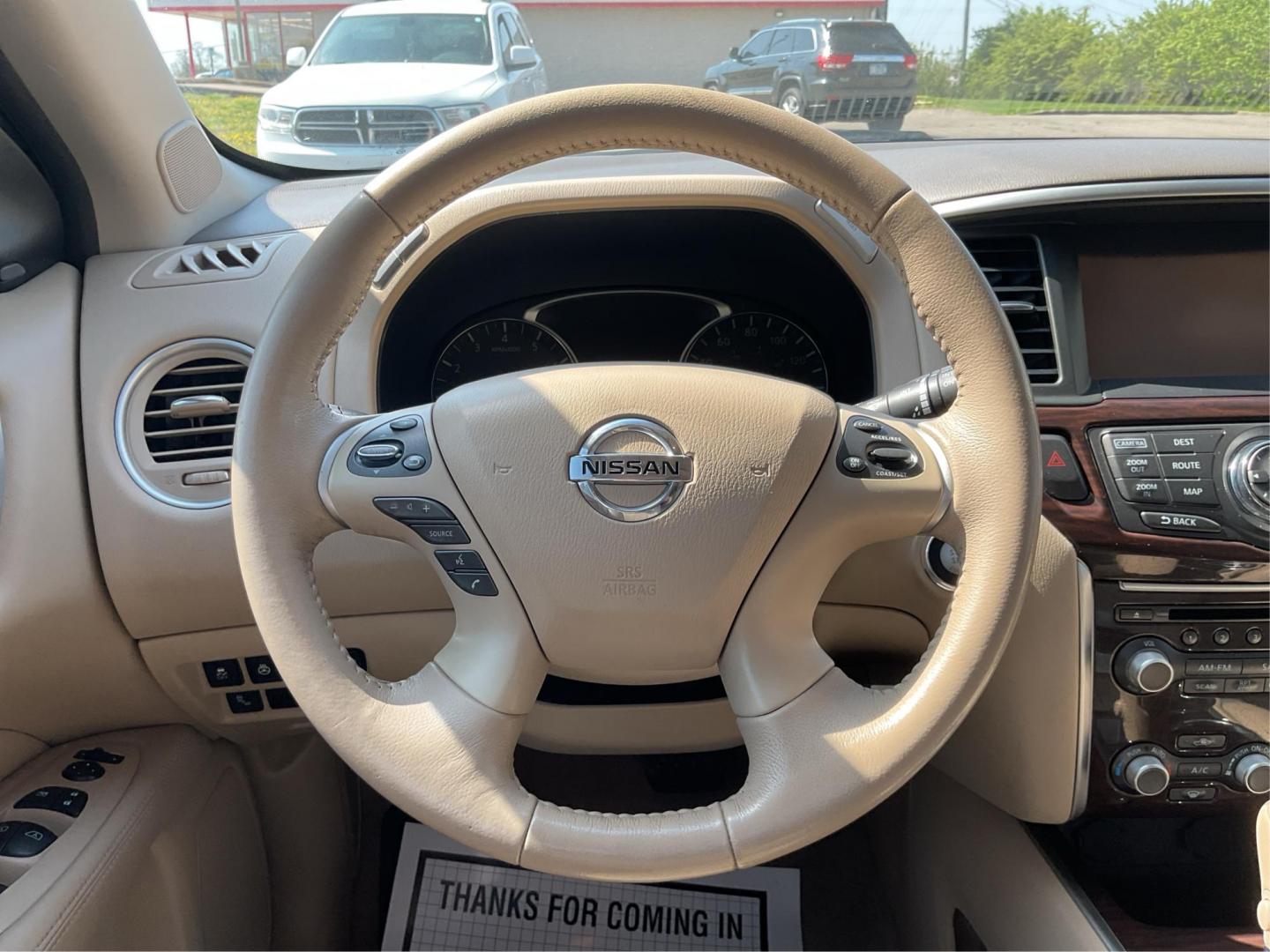 2015 Nissan Pathfinder Platinum (5N1AR2MN9FC) with an 3.5L V-6 DOHC engine, located at 1230 East Main St, Xenia, OH, 45385, (937) 908-9800, 39.688026, -83.910172 - Third Row - Photo#15