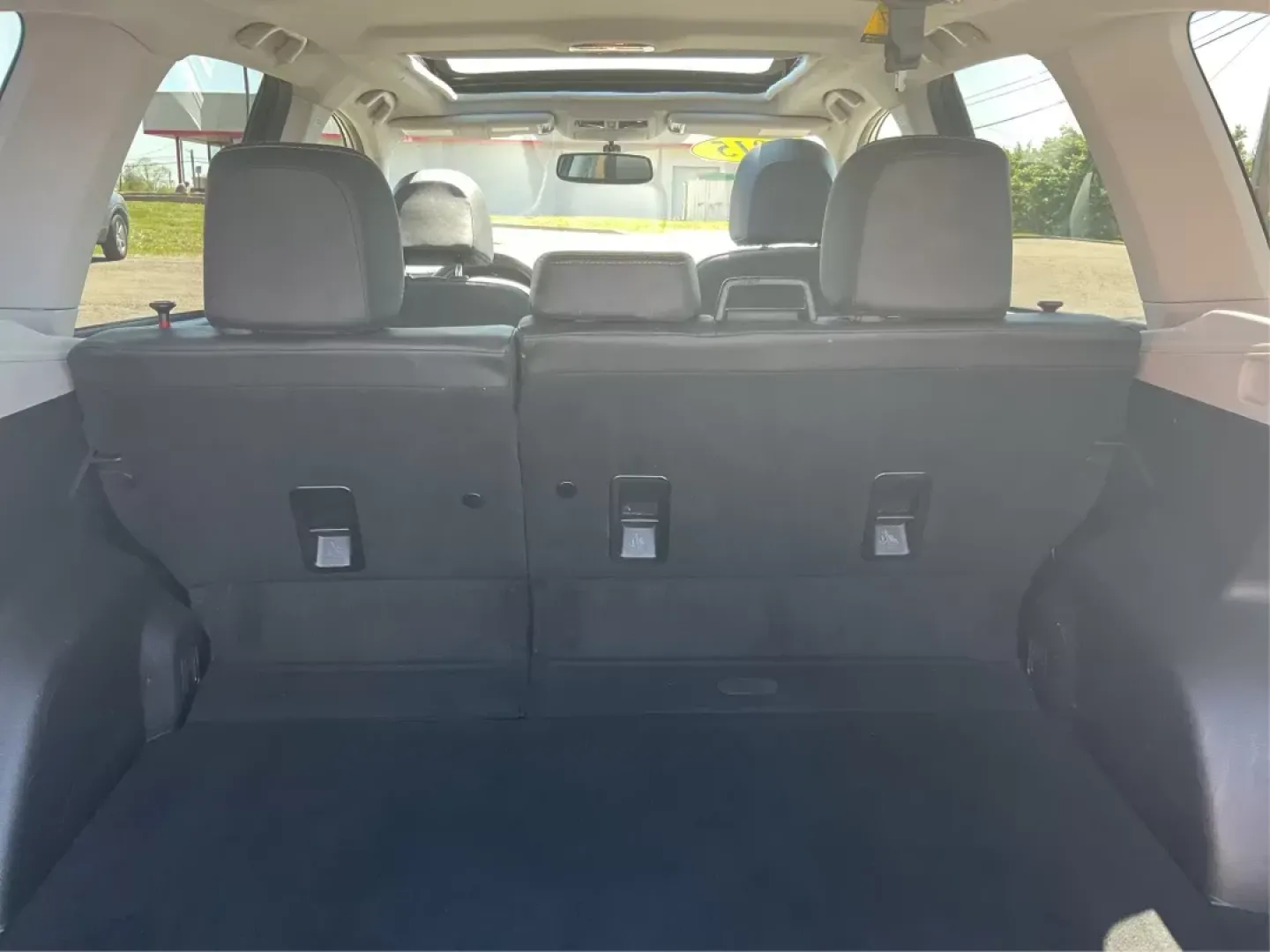 2015 Subaru Forester 2.5i Limited (JF2SJAHC5FH) with an 2.5L H-4 DOHC engine, located at 1184 Kauffman Ave, Fairborn, OH, 45324, (937) 908-9800, 39.807072, -84.030914 - 2015 Subaru Forester 2.5i Limited - Photo#12