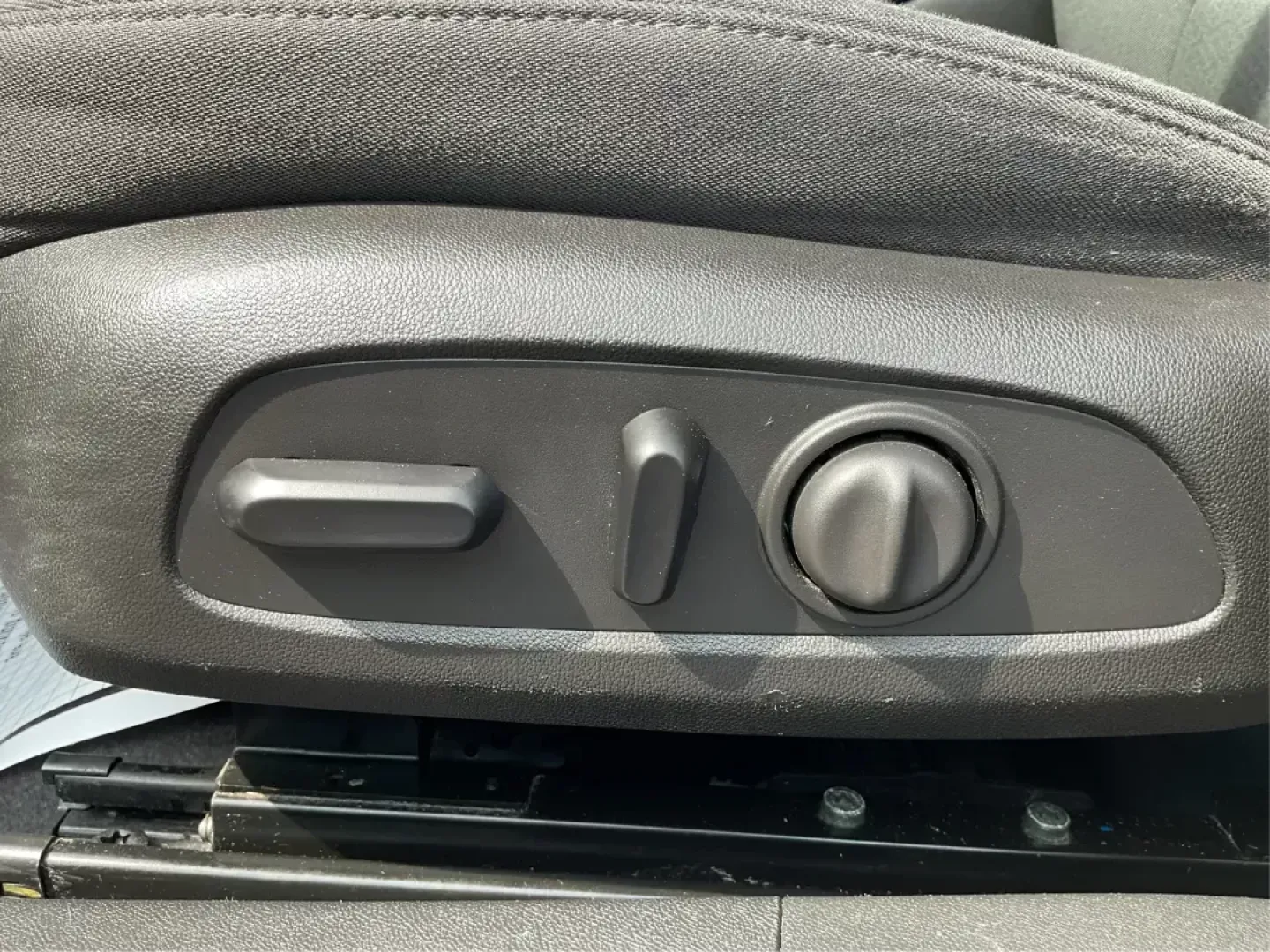 2016 Chevrolet Malibu 1LT (1G1ZE5ST4GF) with an ECOTEC 1.5L I-4 gasoline direct injection engine, located at 1184 Kauffman Ave, Fairborn, OH, 45324, (937) 908-9800, 39.807072, -84.030914 - **Experience Ultimate Comfort and Reliability with the 2016 Chevrolet Malibu 1LT!**<br /> <br /> Are you on the lookout for a reliable sedan that effortlessly fits into your lifestyle, whether you're commuting to work, running errands, or taking a weekend getaway? Look no further than the stunning 2 - Photo#17