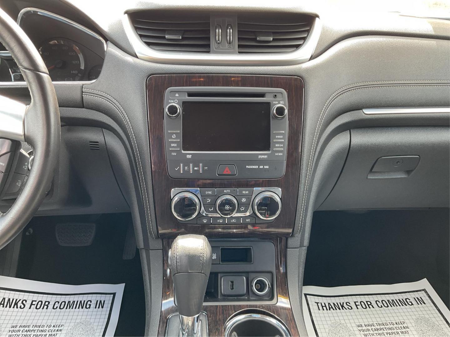 2016 Chevrolet Traverse 1LT (1GNKRGKD2GJ) with an 3.6L V-6 gasoline direct injection engine, located at 1184 Kauffman Ave, Fairborn, OH, 45324, (937) 908-9800, 39.807072, -84.030914 - Third Row - Photo#12