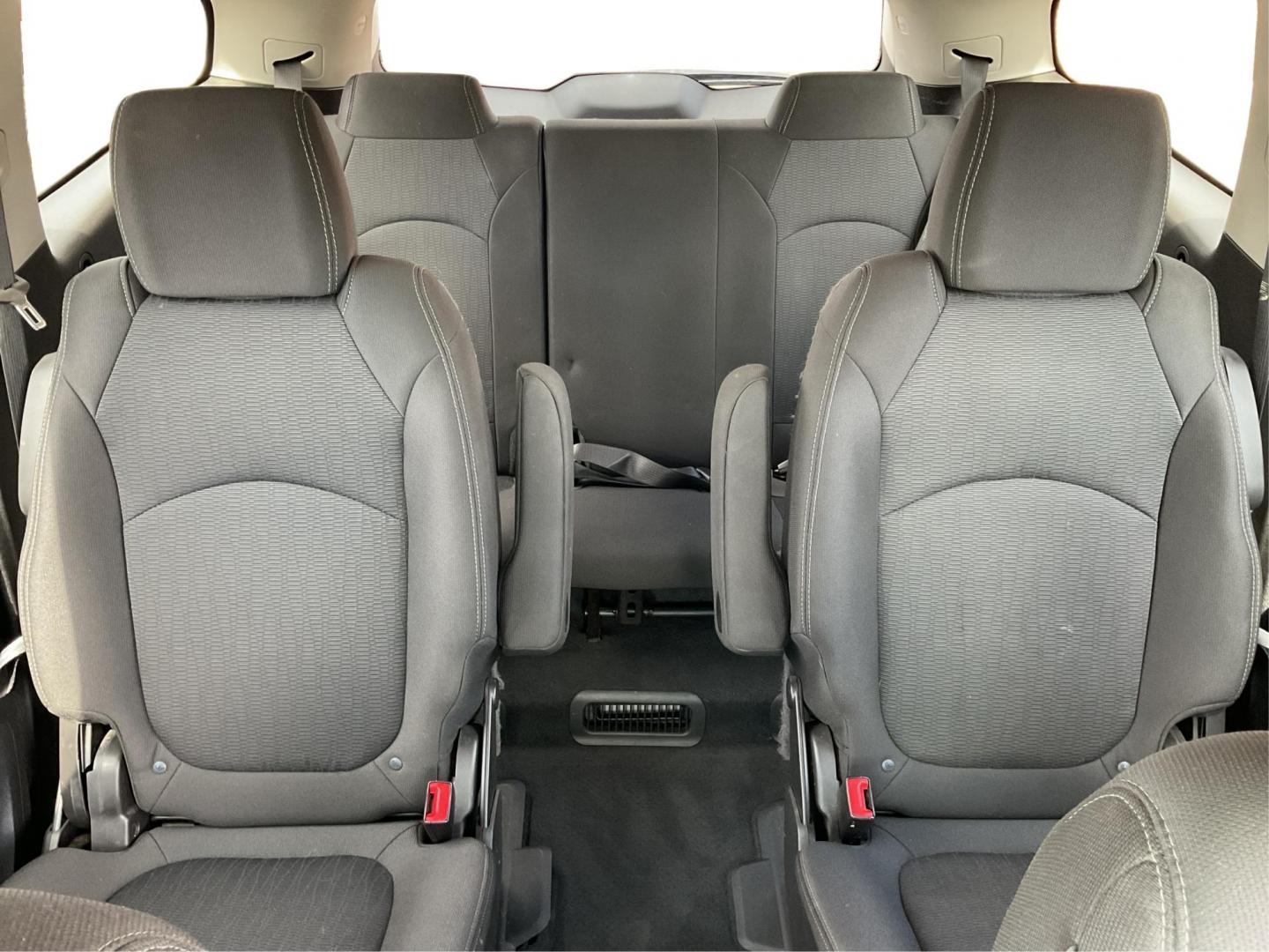 2016 Chevrolet Traverse 1LT (1GNKRGKD2GJ) with an 3.6L V-6 gasoline direct injection engine, located at 1184 Kauffman Ave, Fairborn, OH, 45324, (937) 908-9800, 39.807072, -84.030914 - Third Row - Photo#13