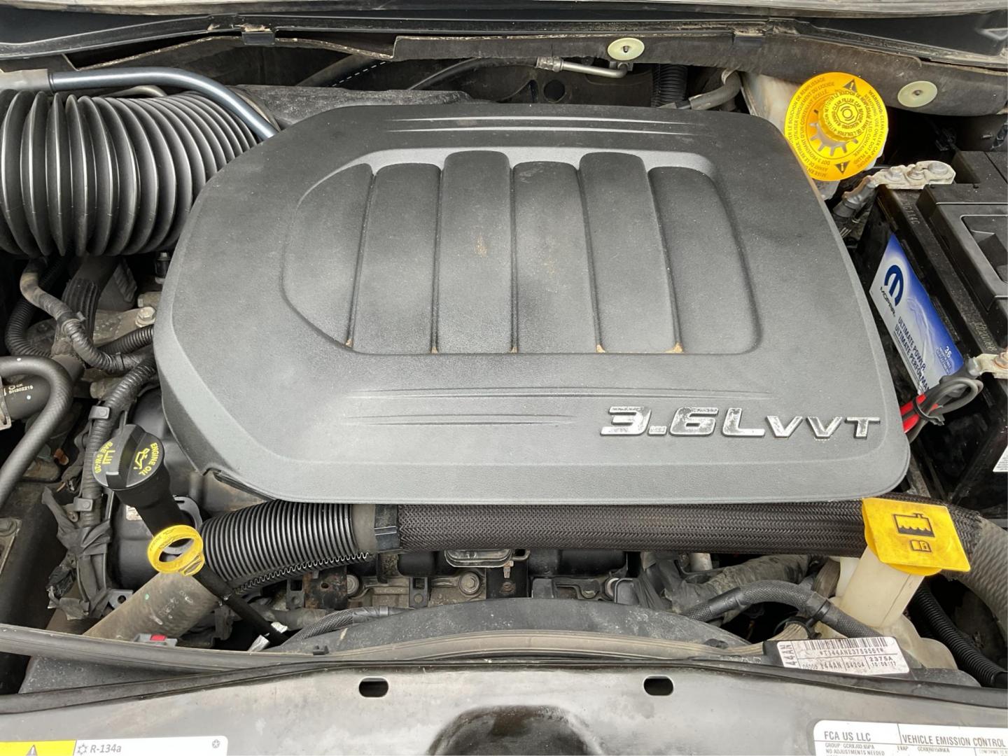 2016 Chrysler Town and Country Touring (2C4RC1BG4GR) with an 3.6L V6 DOHC 24V engine, 6-Speed Automatic transmission, located at 8750 N County Rd 25A, Piqua, OH, 45356, (937) 908-9800, 40.164391, -84.232513 - 2016 Chrysler Town and Country Touring - Photo#10