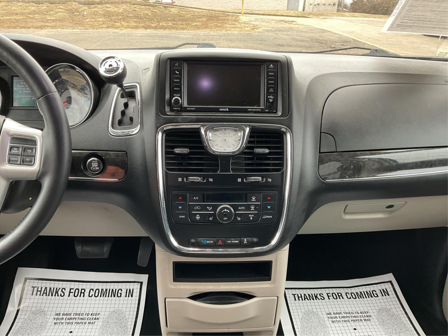 2016 Chrysler Town and Country Touring (2C4RC1BG4GR) with an 3.6L V6 DOHC 24V engine, 6-Speed Automatic transmission, located at 8750 N County Rd 25A, Piqua, OH, 45356, (937) 908-9800, 40.164391, -84.232513 - 2016 Chrysler Town and Country Touring - Photo#12