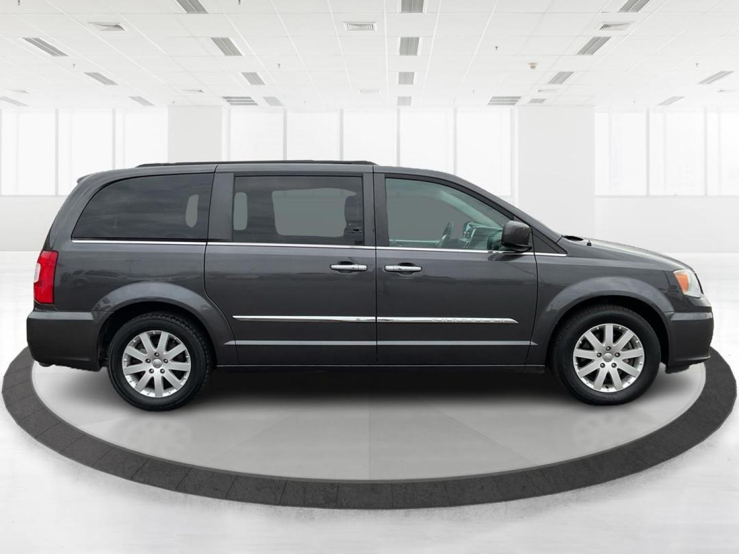 2016 Chrysler Town and Country Touring (2C4RC1BG4GR) with an 3.6L V6 DOHC 24V engine, 6-Speed Automatic transmission, located at 8750 N County Rd 25A, Piqua, OH, 45356, (937) 908-9800, 40.164391, -84.232513 - 2016 Chrysler Town and Country Touring - Photo#1