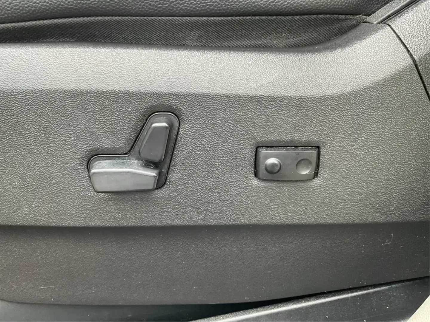 2016 Chrysler Town and Country Touring (2C4RC1BG8GR) with an Pentastar 3.6L V-6 DOHC engine, located at 880 E. National Road, Vandalia, OH, 45377, (937) 908-9800, 39.891918, -84.183594 - 2016 Chrysler Town and Country Touring - Photo#0