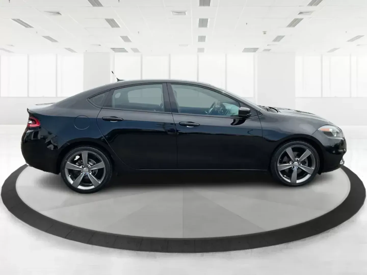 2016 Dodge Dart GT (1C3CDFEB4GD) with an Tigershark MultiAir 2.4L I-4 variable valve contro engine, located at 1184 Kauffman Ave, Fairborn, OH, 45324, (937) 908-9800, 39.807072, -84.030914 - 2016 Dodge Dart GT - Photo#1
