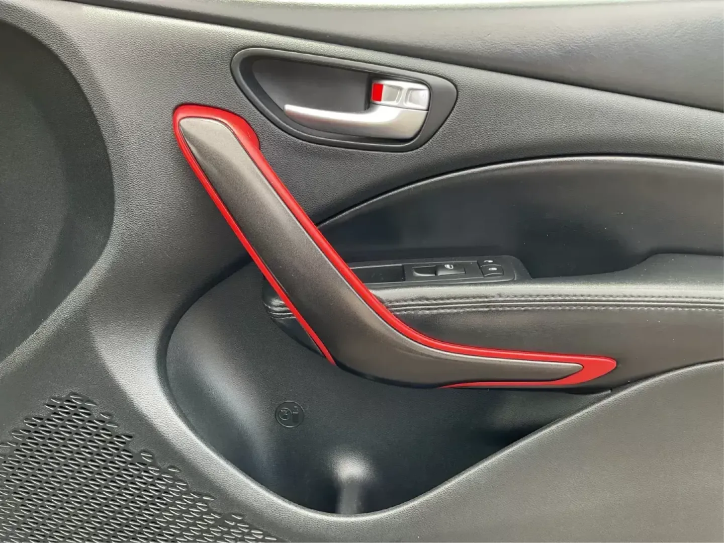 2016 Dodge Dart GT (1C3CDFEB4GD) with an Tigershark MultiAir 2.4L I-4 variable valve contro engine, located at 1184 Kauffman Ave, Fairborn, OH, 45324, (937) 908-9800, 39.807072, -84.030914 - 2016 Dodge Dart GT - Photo#19