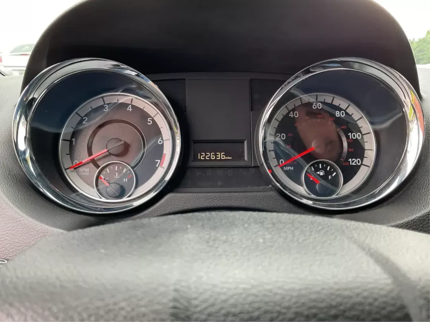 2016 Dodge Grand Caravan SXT (2C4RDGCG6GR) with an Pentastar 3.6L V-6 DOHC engine, located at 880 E. National Road, Vandalia, OH, 45377, (937) 908-9800, 39.891918, -84.183594 - 2016 Dodge Grand Caravan SXT - Photo#14