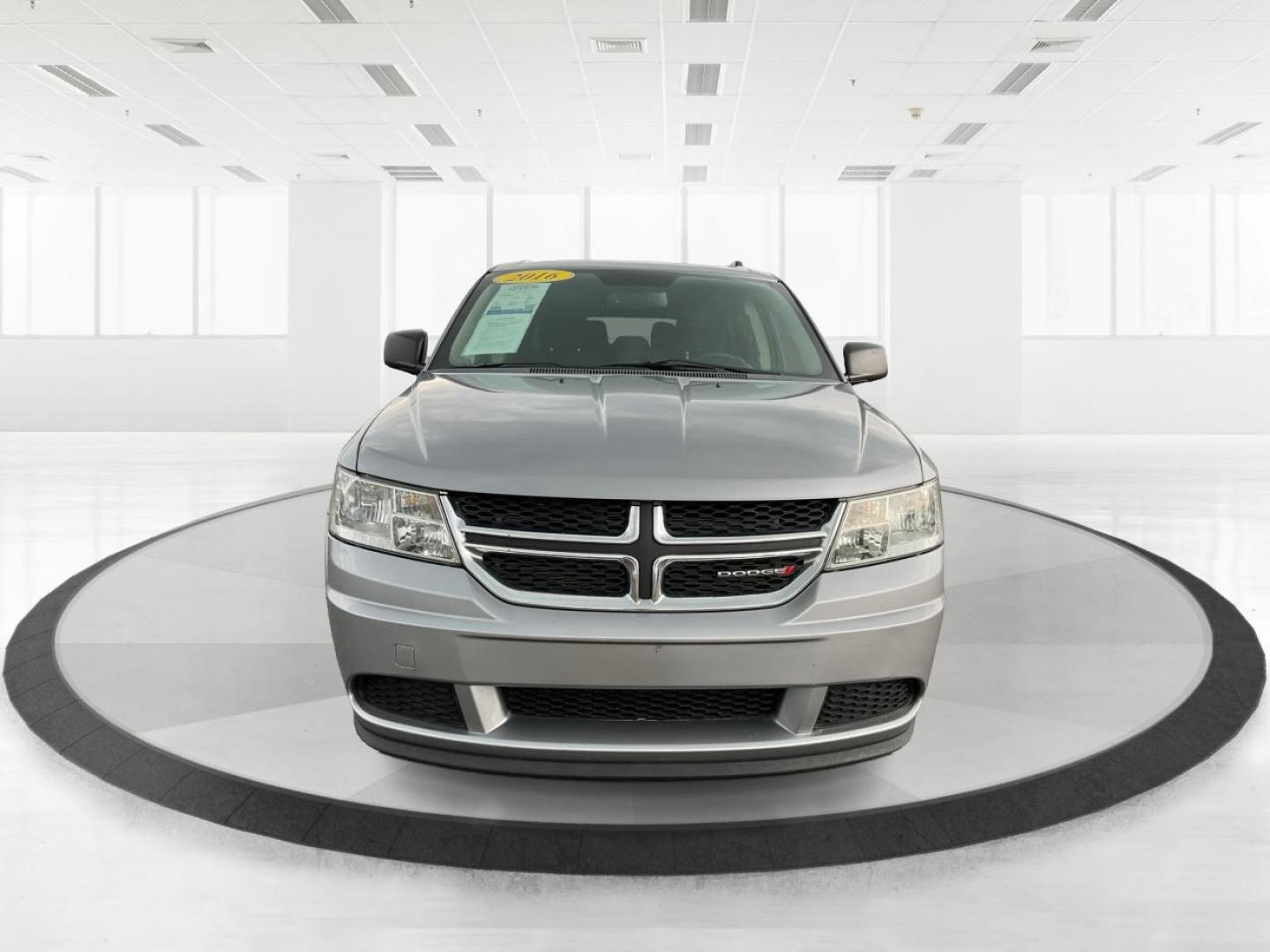 2016 Dodge Journey SE (3C4PDCAB7GT) with an Tigershark MultiAir 2.4L I-4 DOHC engine, located at 8750 N County Rd 25A, Piqua, OH, 45356, (937) 908-9800, 40.164391, -84.232513 - 2016 Dodge Journey SE - Photo#7