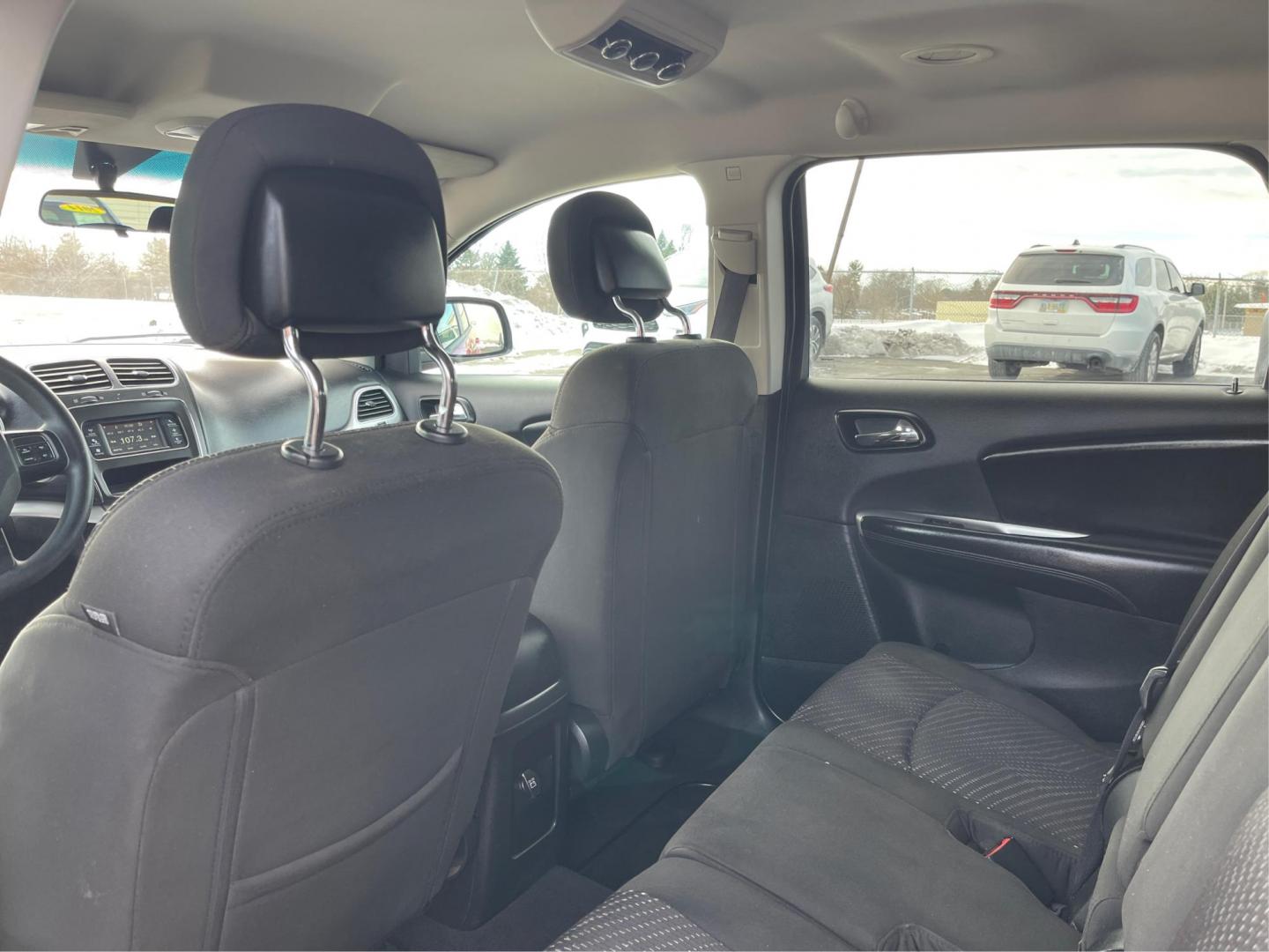 2016 Dodge Journey SXT (3C4PDCBG3GT) with an Other engine, located at 1230 East Main St, Xenia, OH, 45385, (937) 908-9800, 39.688026, -83.910172 - Third Row - Photo#9