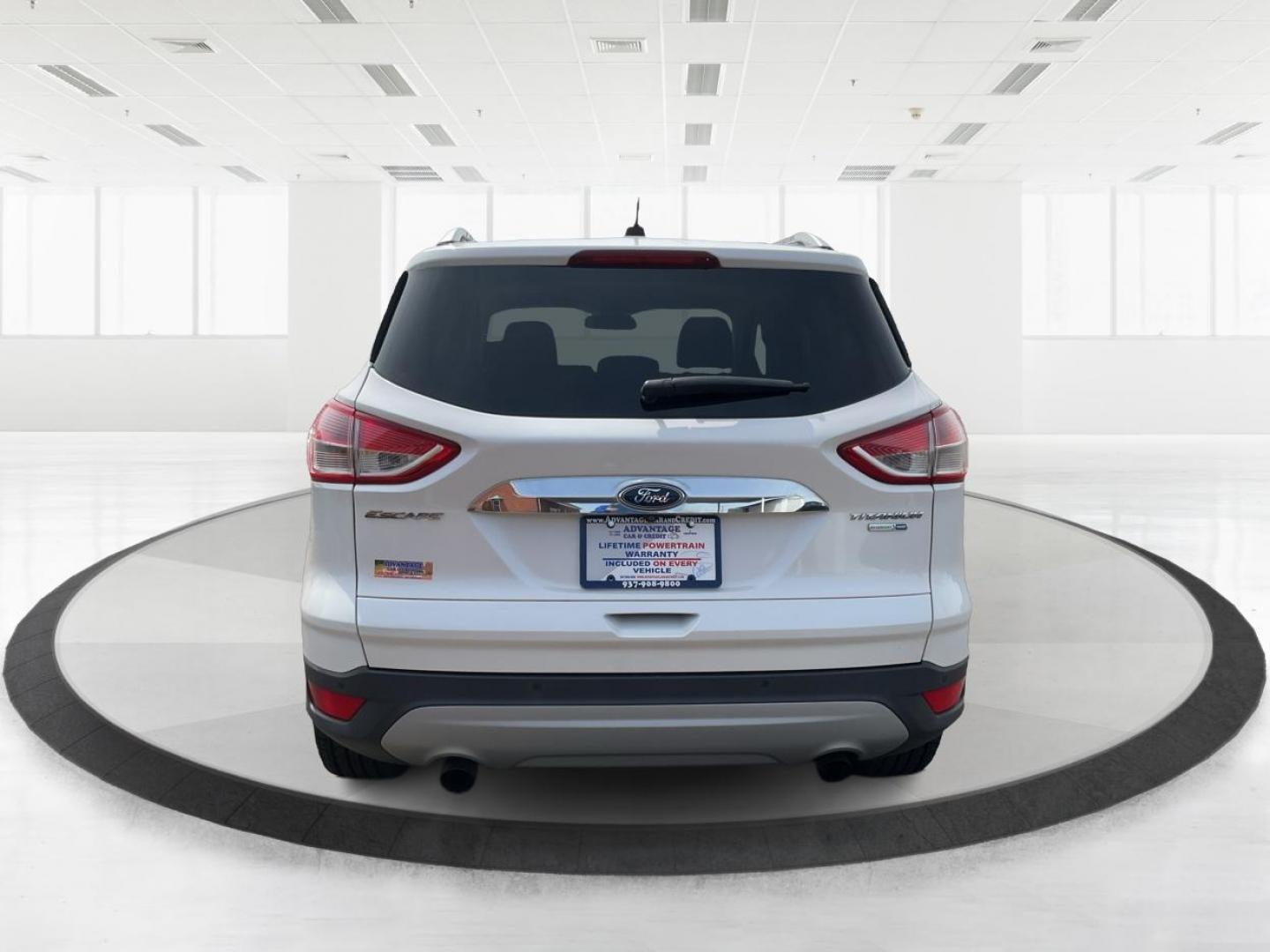 2016 Ford Escape Titanium (1FMCU9J98GU) with an Other engine, located at 1230 East Main St, Xenia, OH, 45385, (937) 908-9800, 39.688026, -83.910172 - 2016 Ford Escape Titanium - Photo#3