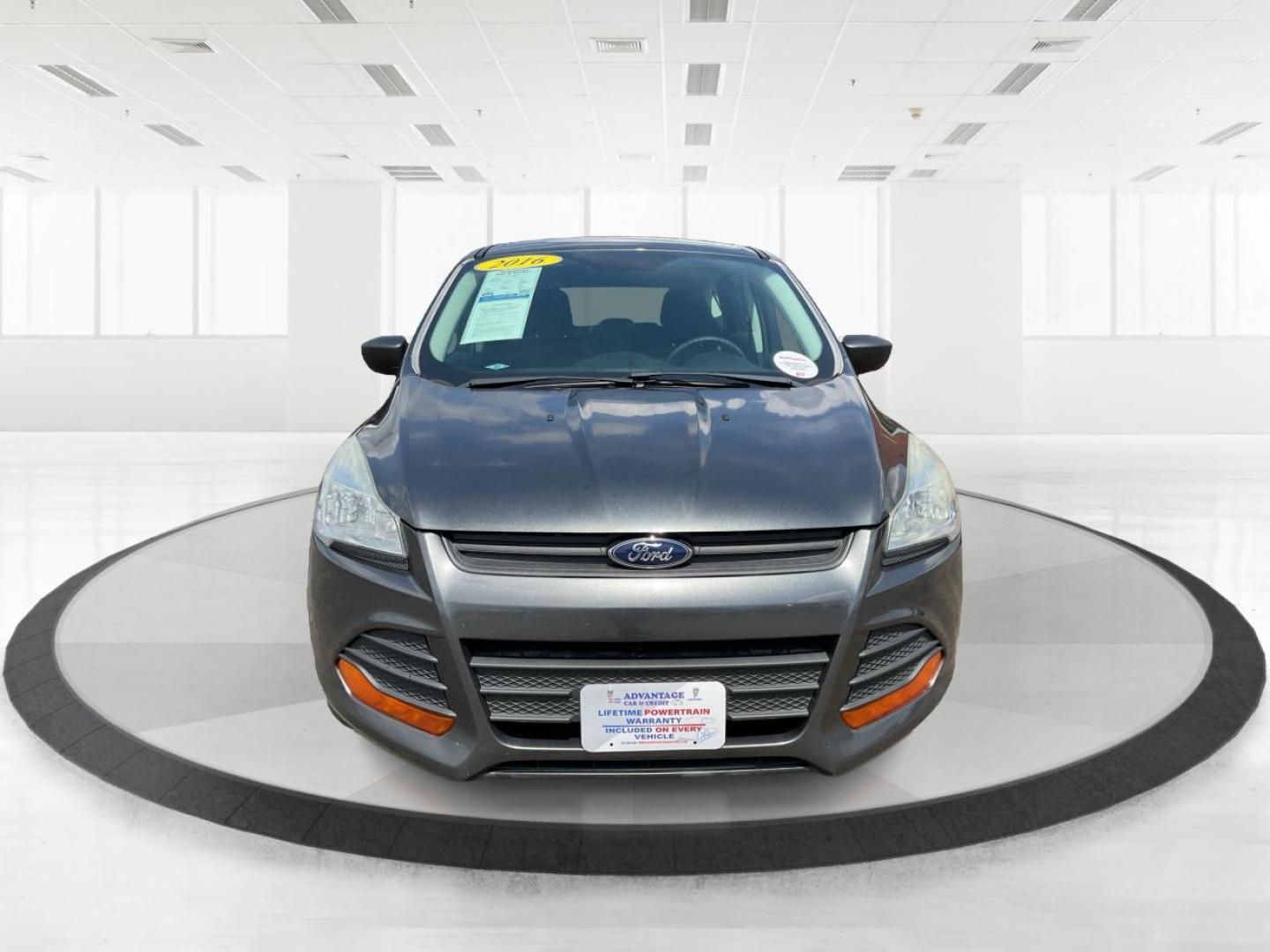 2016 Ford Escape S (1FMCU0F78GU) with an Duratec 2.5L I-4 DOHC engine, located at 880 E. National Road, Vandalia, OH, 45377, (937) 908-9800, 39.891918, -84.183594 - 2016 Ford Escape S - Photo#7