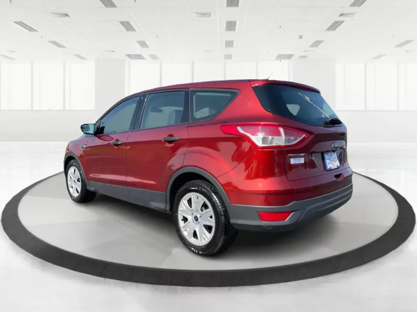 2016 Ford Escape S (1FMCU0F7XGU) with an Duratec 2.5L I-4 DOHC engine, located at 8750 N County Rd 25A, Piqua, OH, 45356, (937) 908-9800, 40.164391, -84.232513 - 2016 Ford Escape S - Photo#4