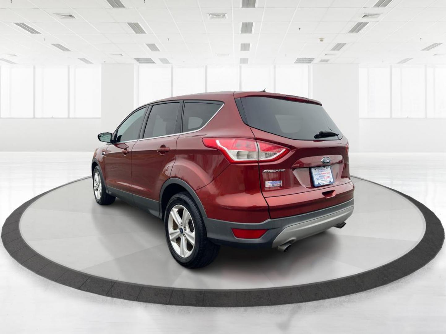 2016 Ford Escape SE (1FMCU0G7XGU) with an Other engine, located at 8750 N County Rd 25A, Piqua, OH, 45356, (937) 908-9800, 40.164391, -84.232513 - 2016 Ford Escape SE - Photo#4