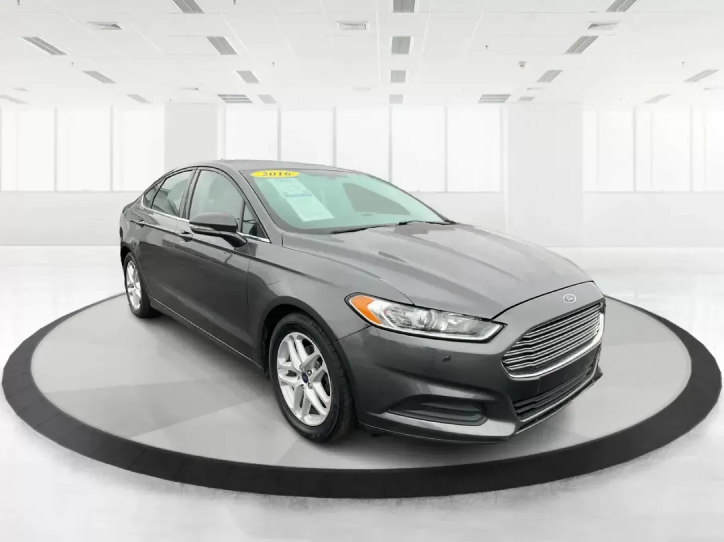 2016 Ford Fusion SE (3FA6P0H79GR) with an Other engine, located at 4508 South Dixie Dr, Moraine, OH, 45439, (937) 908-9800, 39.689976, -84.218452 - 2016 Ford Fusion SE - Photo#0
