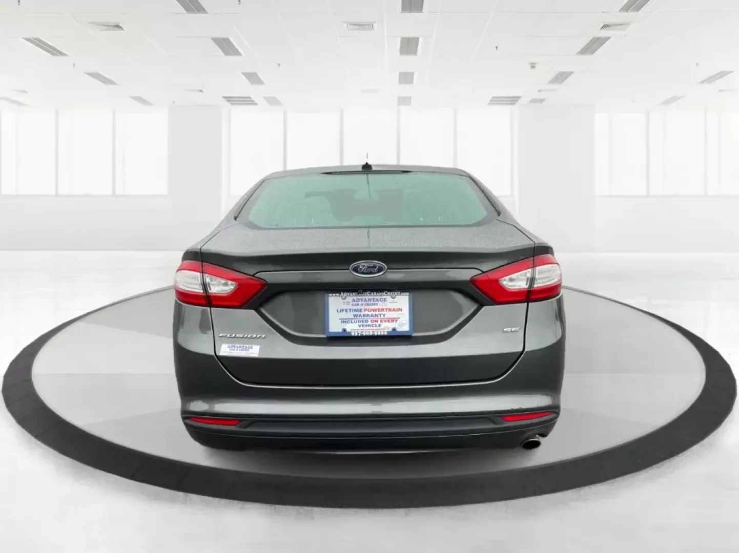 2016 Ford Fusion SE (3FA6P0H79GR) with an Other engine, located at 4508 South Dixie Dr, Moraine, OH, 45439, (937) 908-9800, 39.689976, -84.218452 - 2016 Ford Fusion SE - Photo#3