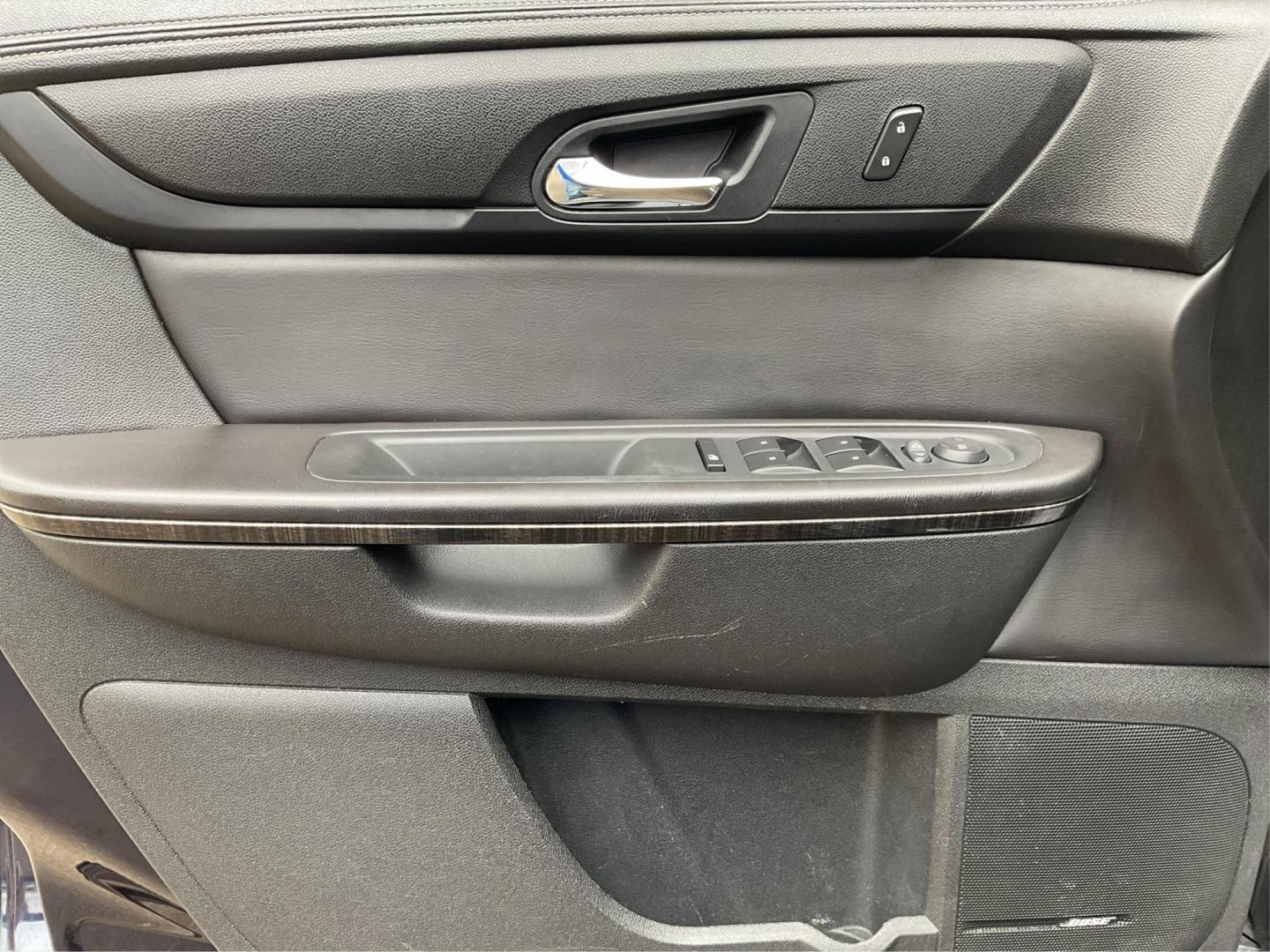 2016 GMC Acadia SLT (1GKKVRKD0GJ) with an 3.6L V-6 gasoline direct injection engine, located at 8750 N County Rd 25A, Piqua, OH, 45356, (937) 908-9800, 40.164391, -84.232513 - Third Row - Photo#18