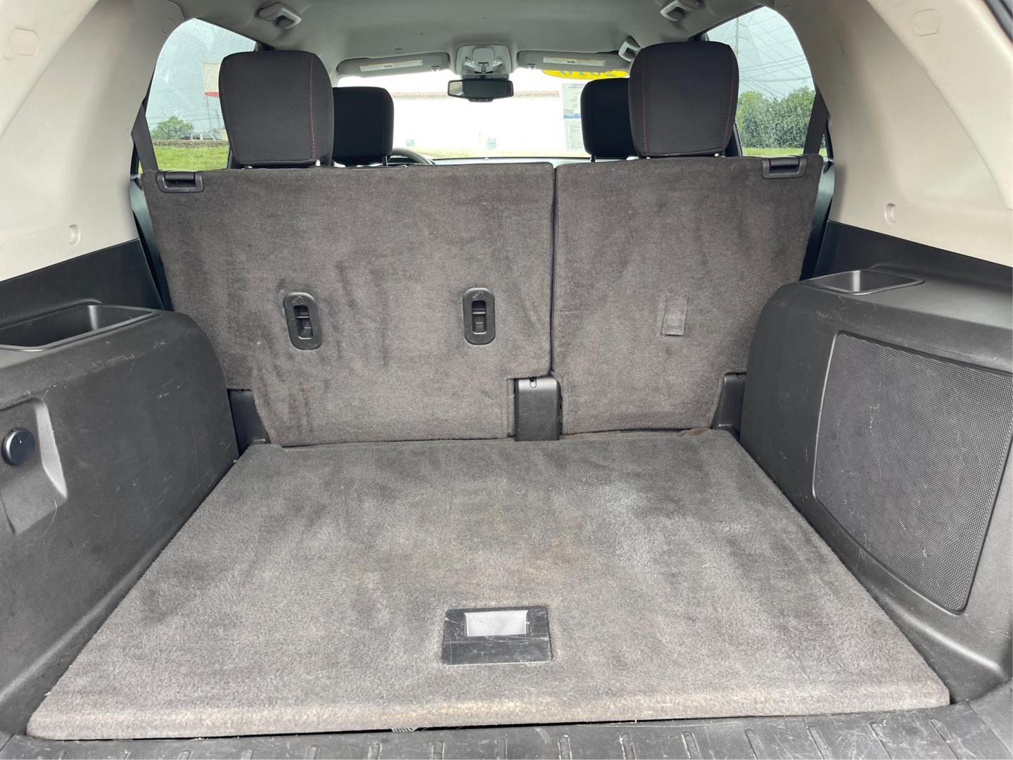 2016 GMC Terrain SLE1 FWD (2GKALMEK9G6) with an 2.4L L4 DOHC 16V engine, 6-Speed Automatic transmission, located at 1184 Kauffman Ave, Fairborn, OH, 45324, (937) 908-9800, 39.807072, -84.030914 - 2016 GMC Terrain SLE1 FWD - Photo#11