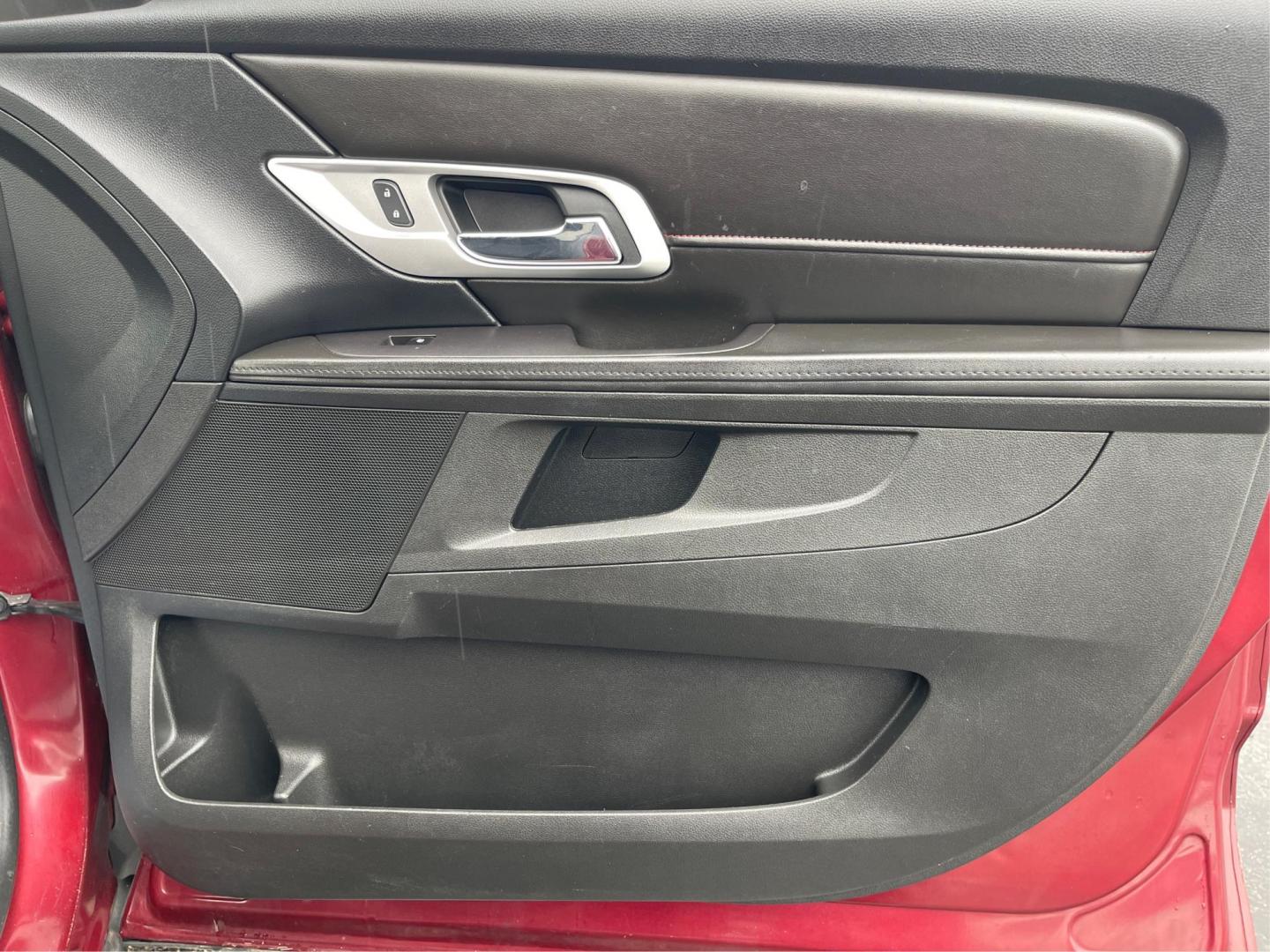 2016 GMC Terrain SLE1 FWD (2GKALMEK9G6) with an 2.4L L4 DOHC 16V engine, 6-Speed Automatic transmission, located at 1184 Kauffman Ave, Fairborn, OH, 45324, (937) 908-9800, 39.807072, -84.030914 - 2016 GMC Terrain SLE1 FWD - Photo#18