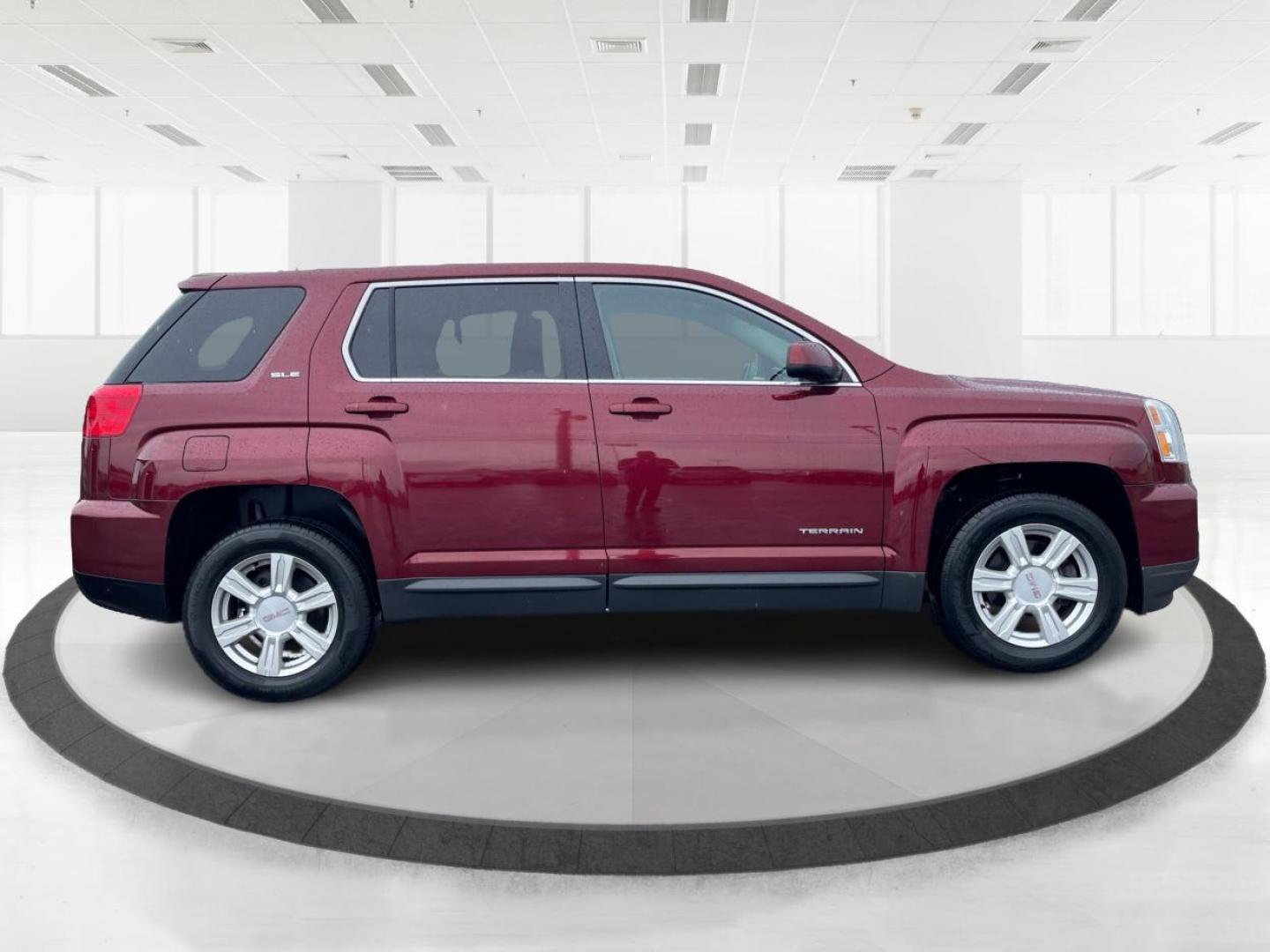 2016 GMC Terrain SLE1 FWD (2GKALMEK9G6) with an 2.4L L4 DOHC 16V engine, 6-Speed Automatic transmission, located at 1184 Kauffman Ave, Fairborn, OH, 45324, (937) 908-9800, 39.807072, -84.030914 - 2016 GMC Terrain SLE1 FWD - Photo#1