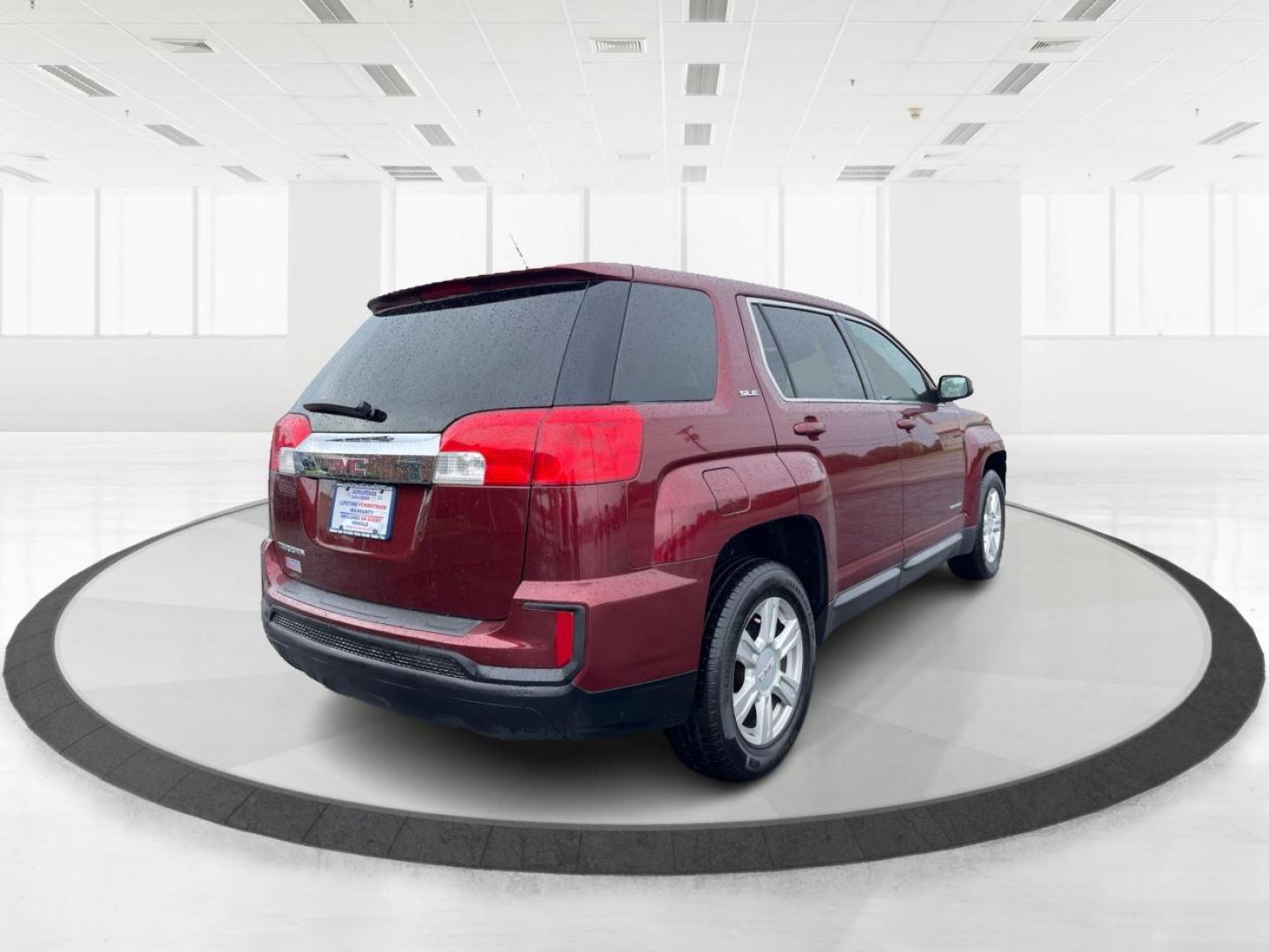 2016 GMC Terrain SLE1 FWD (2GKALMEK9G6) with an 2.4L L4 DOHC 16V engine, 6-Speed Automatic transmission, located at 1184 Kauffman Ave, Fairborn, OH, 45324, (937) 908-9800, 39.807072, -84.030914 - 2016 GMC Terrain SLE1 FWD - Photo#2