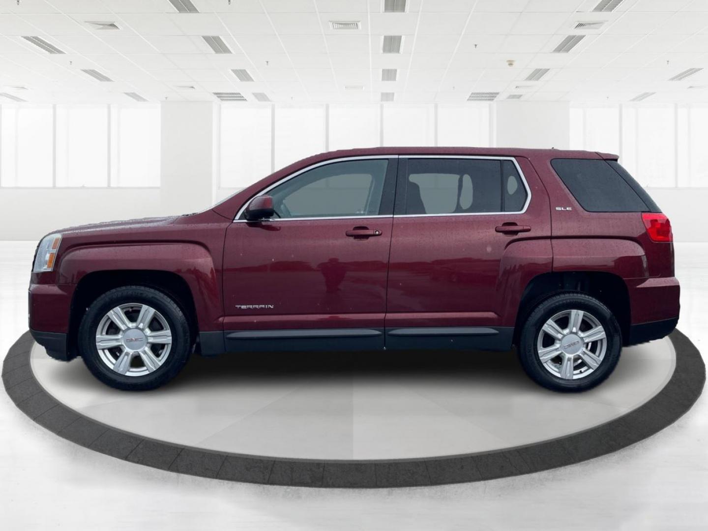 2016 GMC Terrain SLE1 FWD (2GKALMEK9G6) with an 2.4L L4 DOHC 16V engine, 6-Speed Automatic transmission, located at 1184 Kauffman Ave, Fairborn, OH, 45324, (937) 908-9800, 39.807072, -84.030914 - 2016 GMC Terrain SLE1 FWD - Photo#5