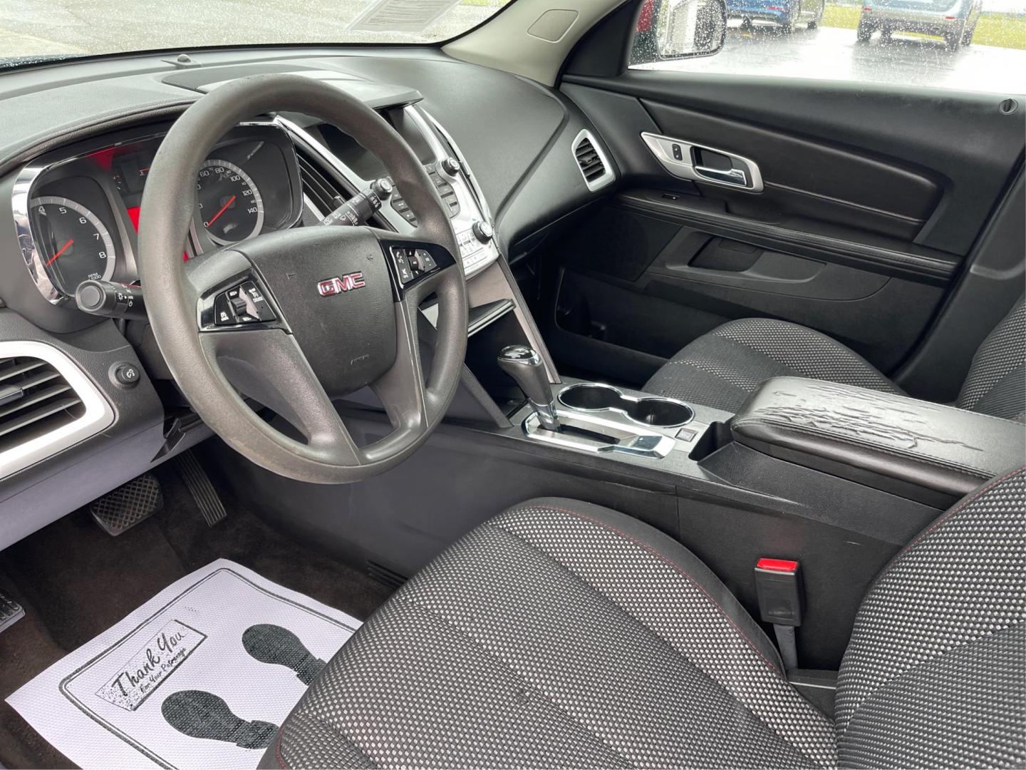 2016 GMC Terrain SLE1 FWD (2GKALMEK9G6) with an 2.4L L4 DOHC 16V engine, 6-Speed Automatic transmission, located at 1184 Kauffman Ave, Fairborn, OH, 45324, (937) 908-9800, 39.807072, -84.030914 - 2016 GMC Terrain SLE1 FWD - Photo#8