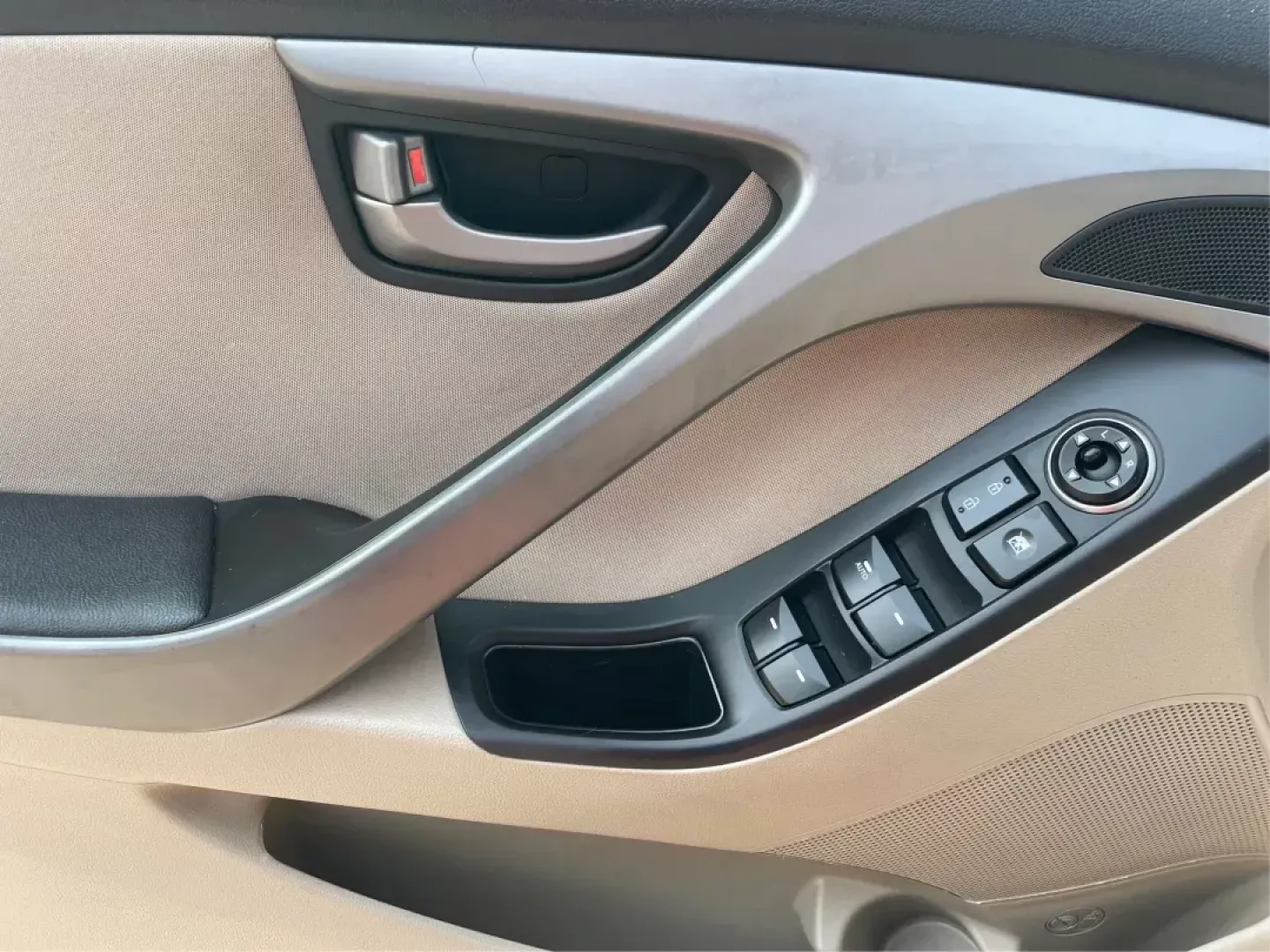2016 Hyundai Elantra Value Edition (5NPDH4AE8GH) with an Nu 1.8L I-4 DOHC engine, located at 1099 N County Rd 25A , Troy, OH, 45373, (937) 908-9800, 40.057079, -84.212883 - 2016 Hyundai Elantra Value Edition - Photo#18