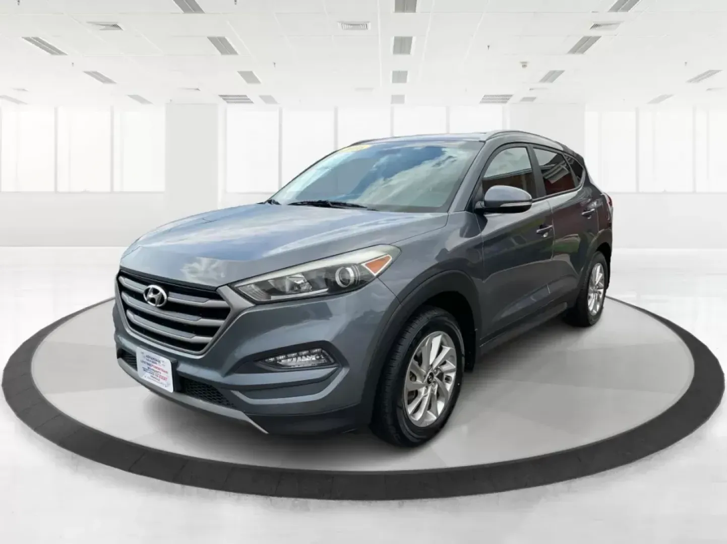 2016 Hyundai Tucson Eco (KM8J3CA24GU) with an 1.6L I-4 gasoline direct injection engine, located at 8750 N County Rd 25A, Piqua, OH, 45356, (937) 908-9800, 40.164391, -84.232513 - **Adventure Awaits: 2016 Hyundai Tucson Eco Your Perfect Companion for Daily Drives and Weekend Getaways!**<br /> <br /> At Advantage Car and Credit, located at 1184 Kauffman Ave, Fairborn, OH 45324, we understand that life is an adventure, and having the right vehicle can make all the difference. - Photo#7