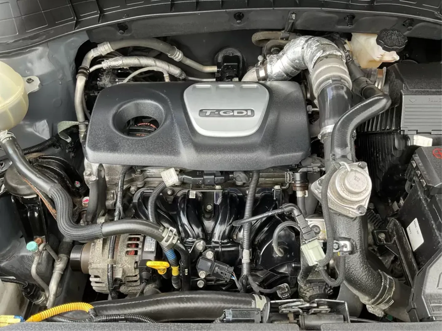 2016 Hyundai Tucson Eco (KM8J3CA24GU) with an 1.6L I-4 gasoline direct injection engine, located at 8750 N County Rd 25A, Piqua, OH, 45356, (937) 908-9800, 40.164391, -84.232513 - **Adventure Awaits: 2016 Hyundai Tucson Eco Your Perfect Companion for Daily Drives and Weekend Getaways!**<br /> <br /> At Advantage Car and Credit, located at 1184 Kauffman Ave, Fairborn, OH 45324, we understand that life is an adventure, and having the right vehicle can make all the difference. - Photo#10