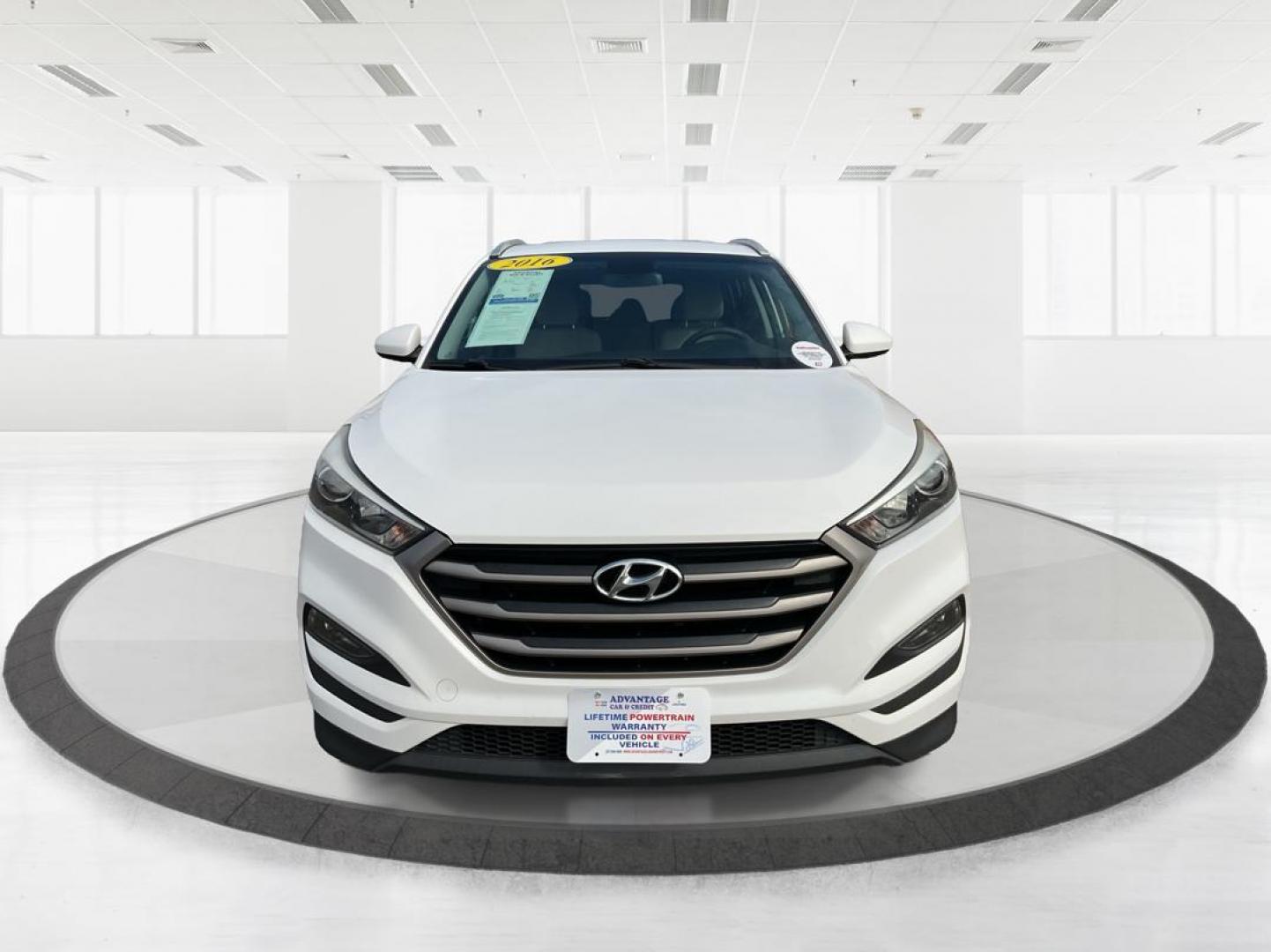 2016 Hyundai Tucson SE (KM8J33A49GU) with an Nu 2L I-4 gasoline direct injection engine, located at 1951 S Dayton Lakeview Rd., New Carlisle, OH, 45344, (937) 908-9800, 39.890999, -84.050255 - 2016 Hyundai Tucson SE - Photo#5