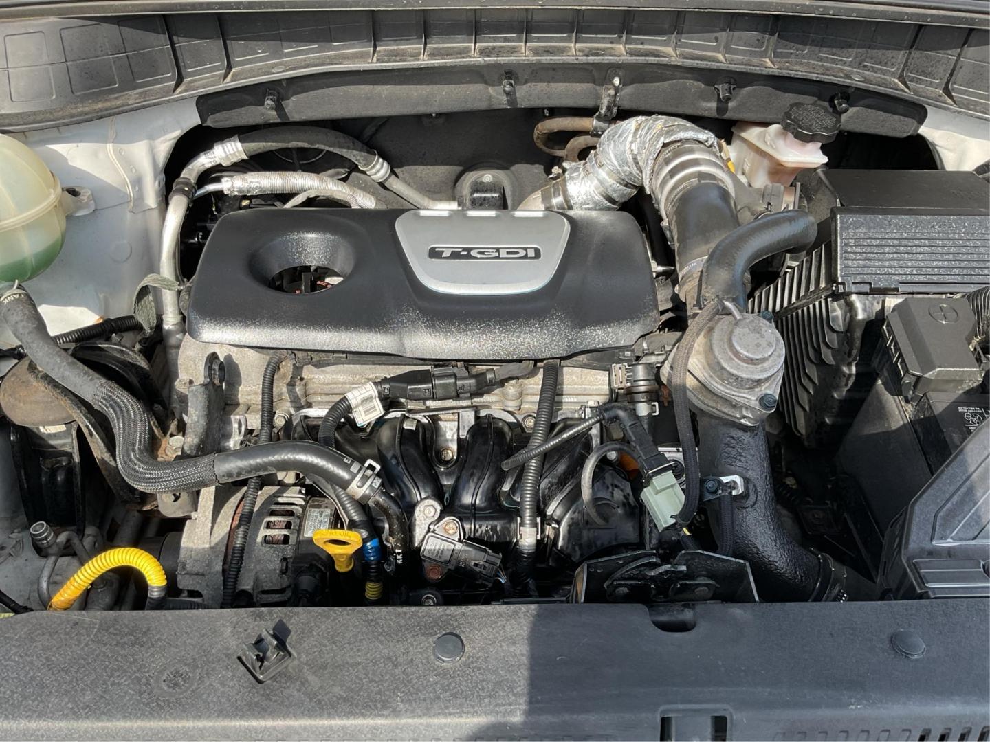 2016 Hyundai Tucson Limited (KM8J3CA20GU) with an 1.6L I-4 gasoline direct injection engine, located at 1099 N County Rd 25A , Troy, OH, 45373, (937) 908-9800, 40.057079, -84.212883 - 2016 Hyundai Tucson Limited - Photo#10