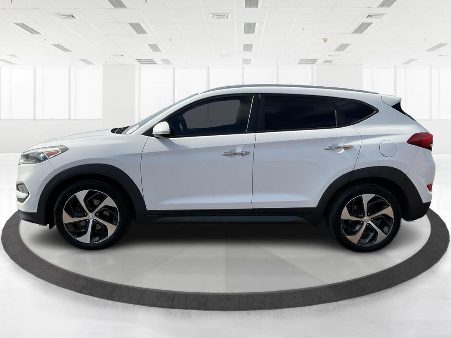 2016 Hyundai Tucson Limited (KM8J3CA20GU) with an 1.6L I-4 gasoline direct injection engine, located at 1099 N County Rd 25A , Troy, OH, 45373, (937) 908-9800, 40.057079, -84.212883 - 2016 Hyundai Tucson Limited - Photo#5