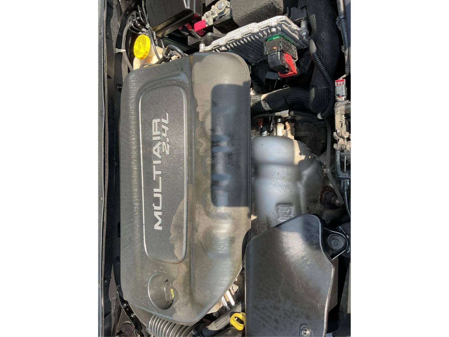 2016 Jeep Cherokee North (1C4PJLCB9GW) with an Other engine, located at 1099 N County Rd 25A , Troy, OH, 45373, (937) 908-9800, 40.057079, -84.212883 - 2016 Jeep Cherokee North - Photo#10