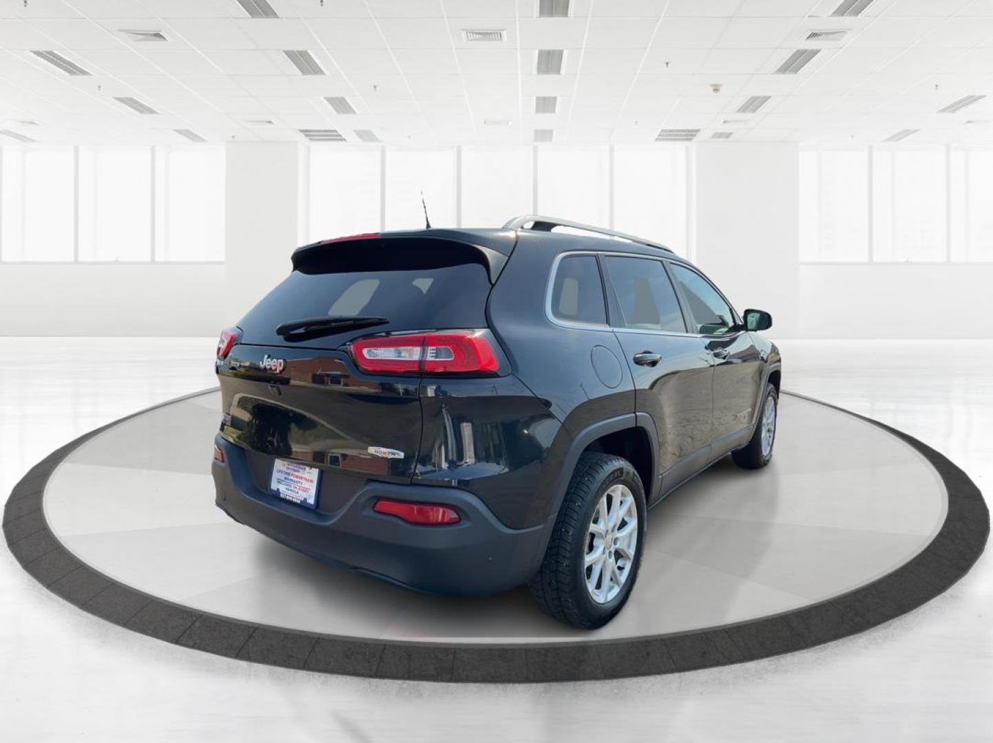 2016 Jeep Cherokee North (1C4PJLCB9GW) with an Other engine, located at 1099 N County Rd 25A , Troy, OH, 45373, (937) 908-9800, 40.057079, -84.212883 - 2016 Jeep Cherokee North - Photo#2
