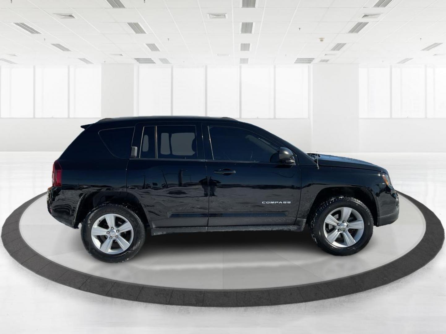 2016 Jeep Compass Sport (1C4NJDBB2GD) with an 2.4L I-4 DOHC engine, located at 1184 Kauffman Ave, Fairborn, OH, 45324, (937) 908-9800, 39.807072, -84.030914 - 2016 Jeep Compass Sport - Photo#1