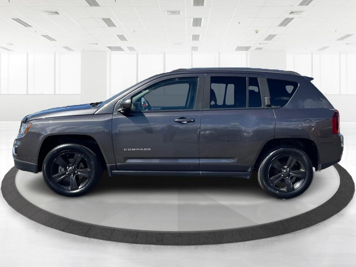 2016 Jeep Compass High Altitude Edition (1C4NJCEA4GD) with an 2L I-4 DOHC engine, located at 401 Woodman Dr, Riverside, OH, 45431, (937) 908-9800, 39.760899, -84.123421 - 2016 Jeep Compass High Altitude Edition - Photo#5