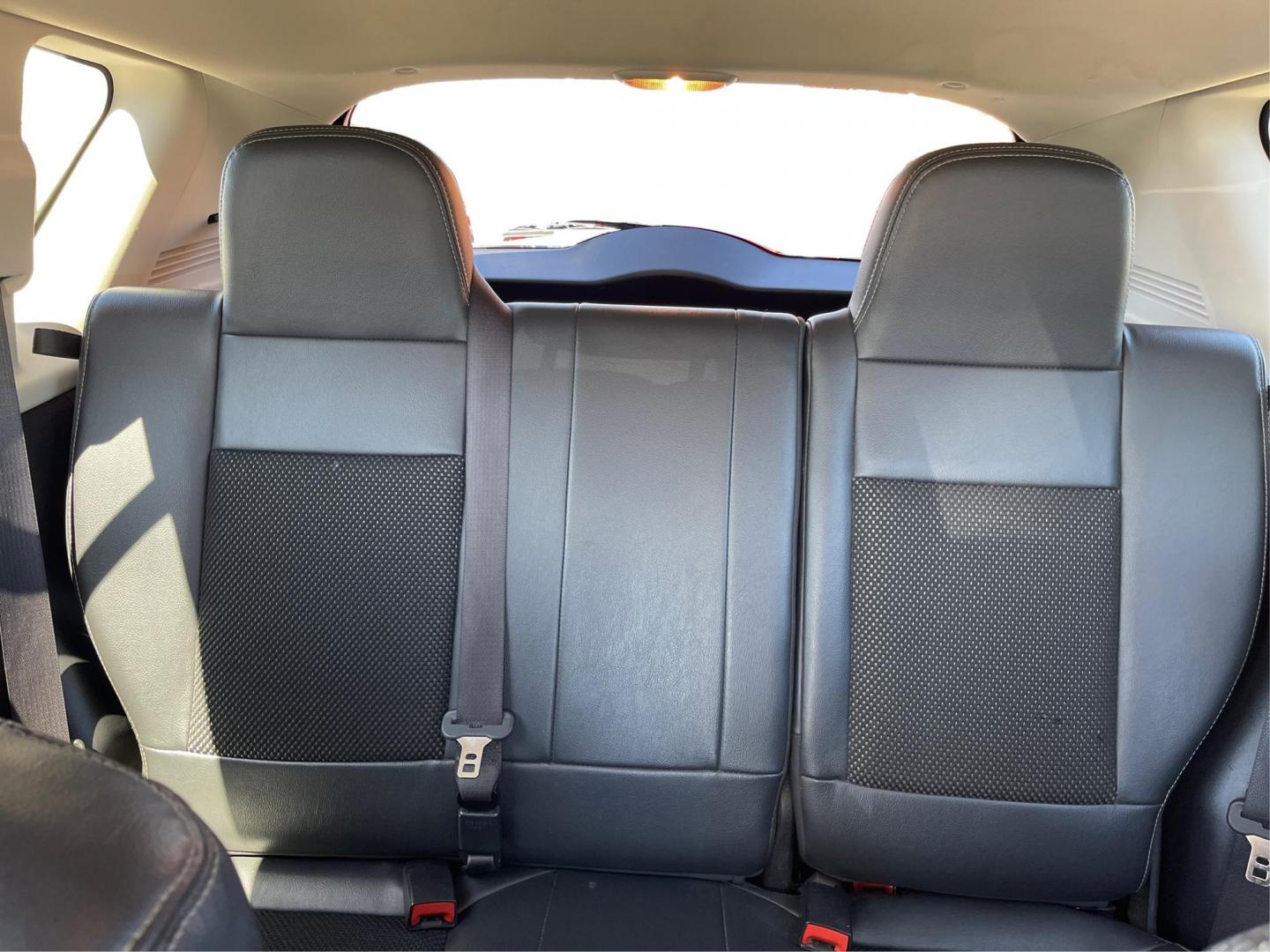 2016 Jeep Compass Latitude (1C4NJCEA2GD) with an Other engine, located at 1230 East Main St, Xenia, OH, 45385, (937) 908-9800, 39.688026, -83.910172 - 2016 Jeep Compass Latitude - Photo#12