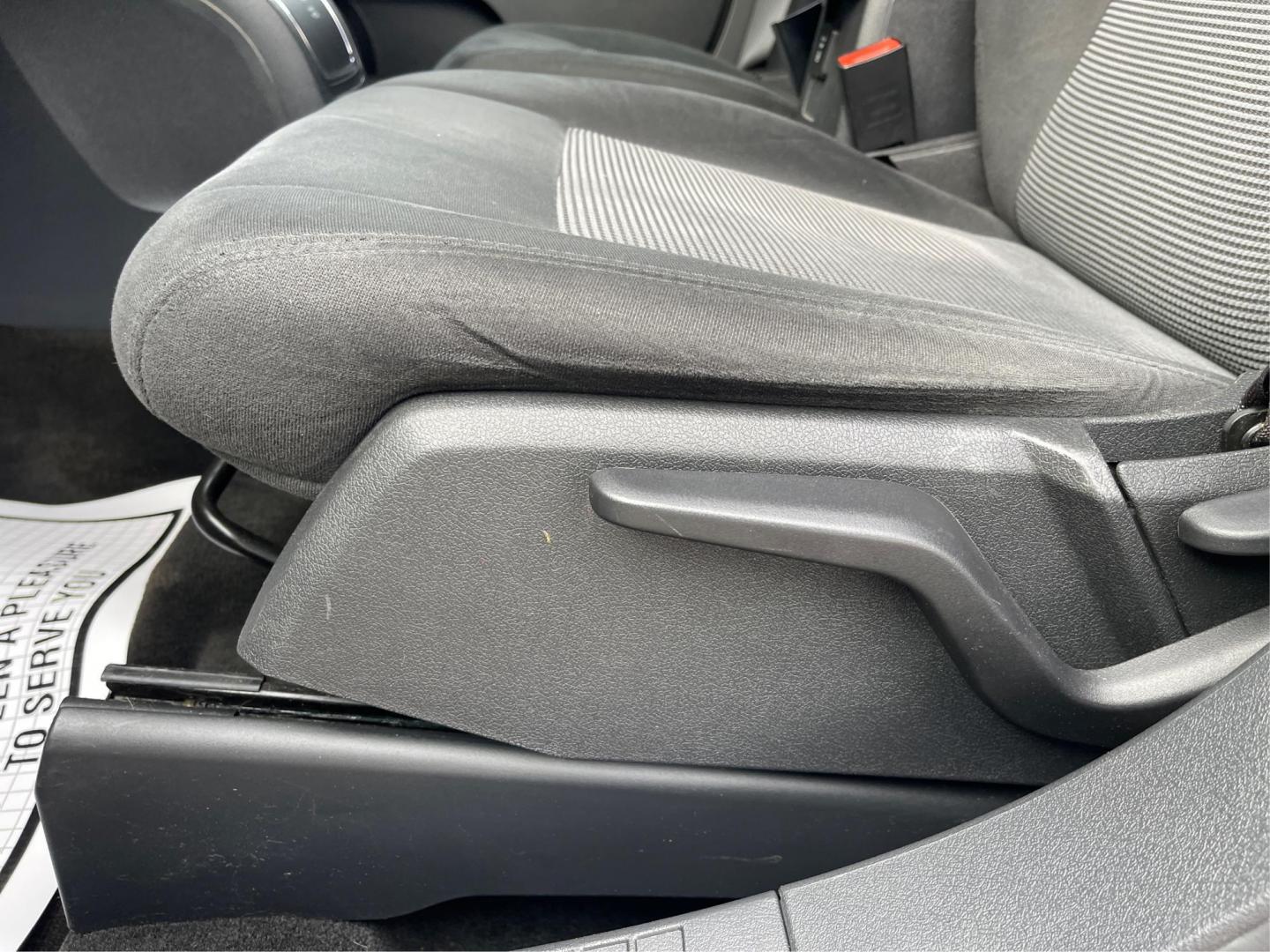 2016 Jeep Patriot Latitude (1C4NJRFB0GD) with an Other engine, located at 1951 S Dayton Lakeview Rd., New Carlisle, OH, 45344, (937) 908-9800, 39.890999, -84.050255 - 2016 Jeep Patriot Latitude - Photo#15